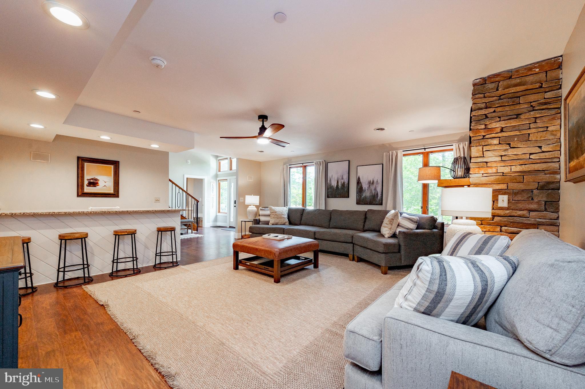 STATE PARK ROAD - Residential