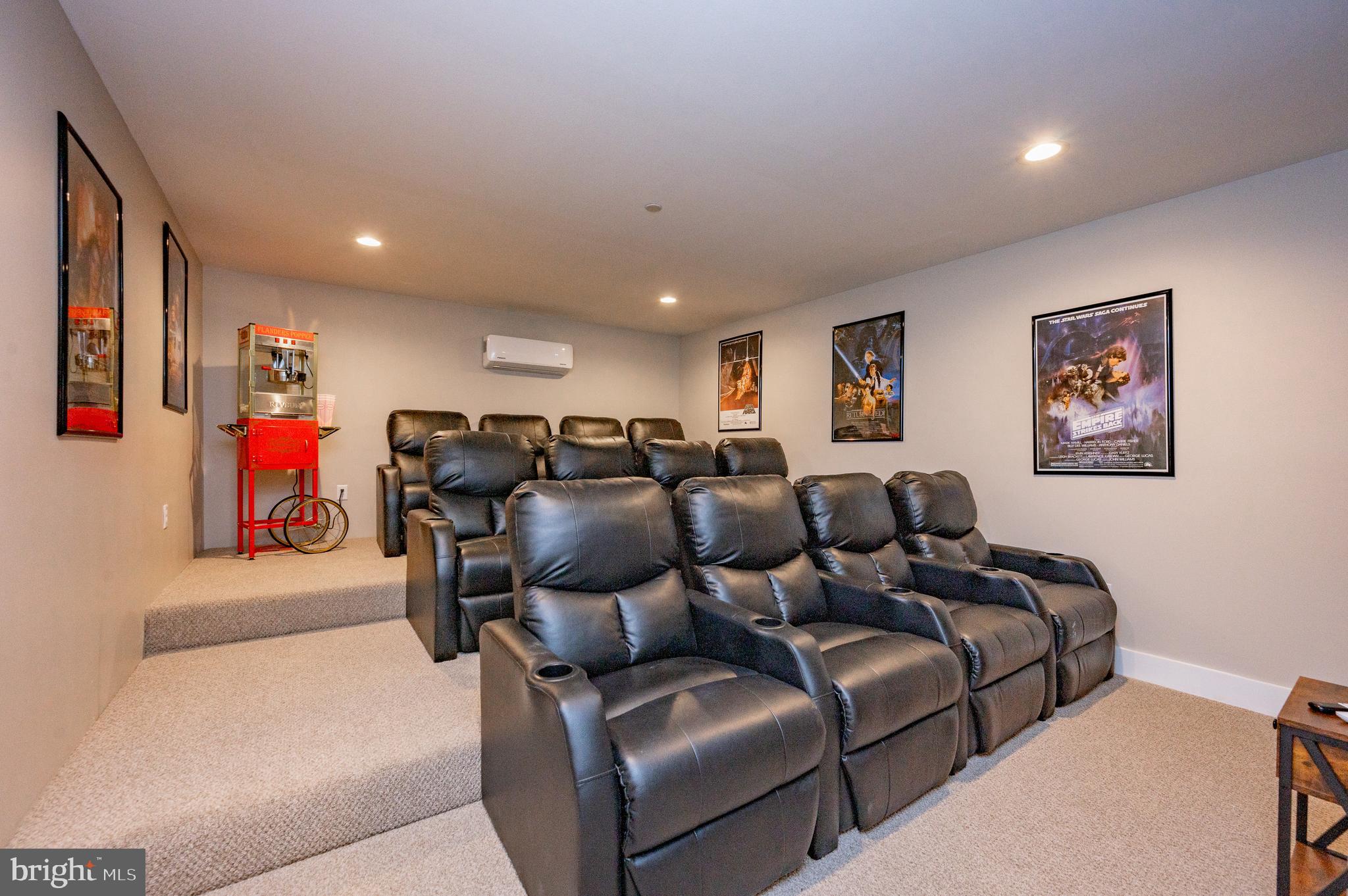 STATE PARK ROAD - Residential