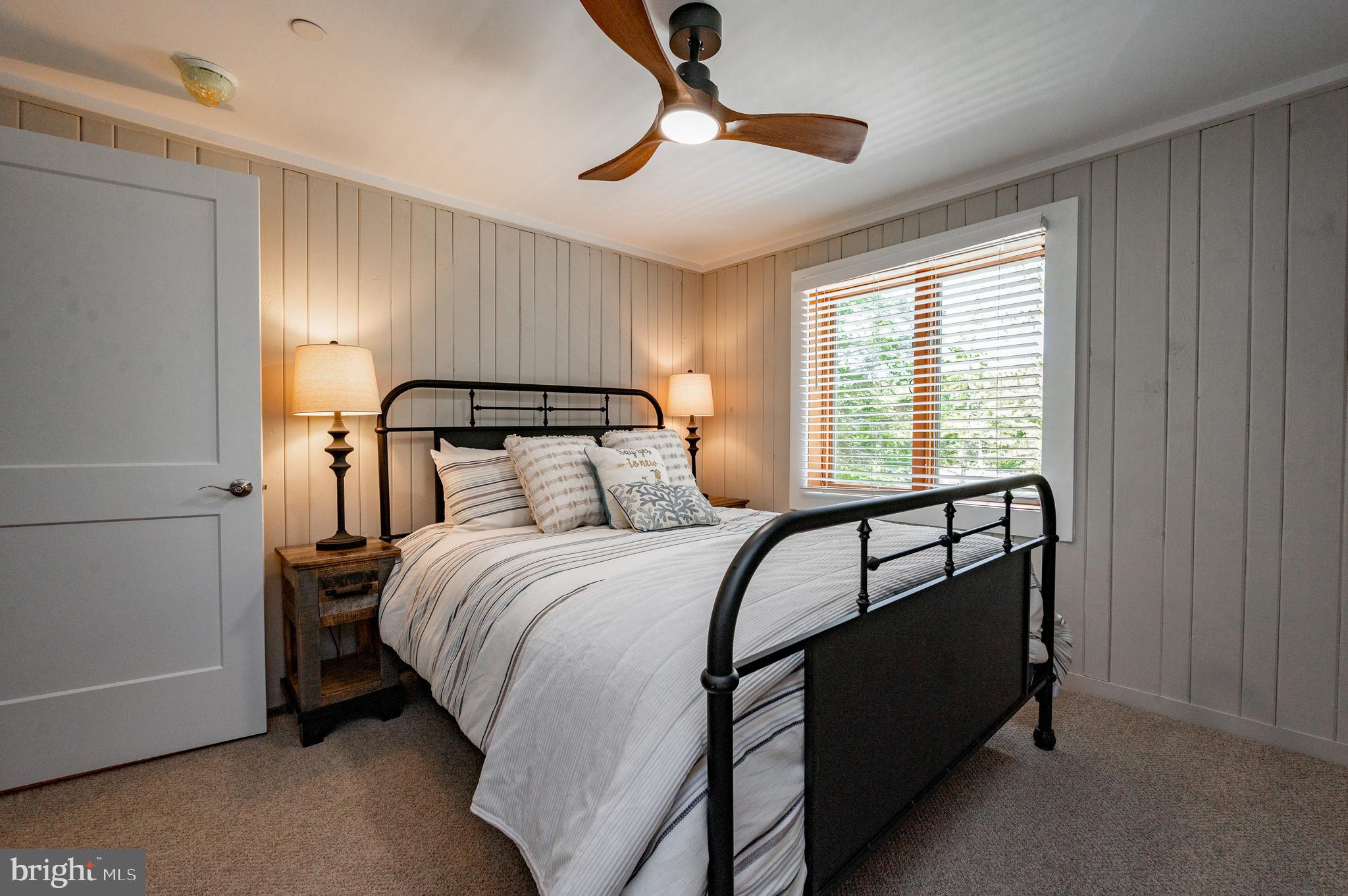 STATE PARK ROAD - Residential