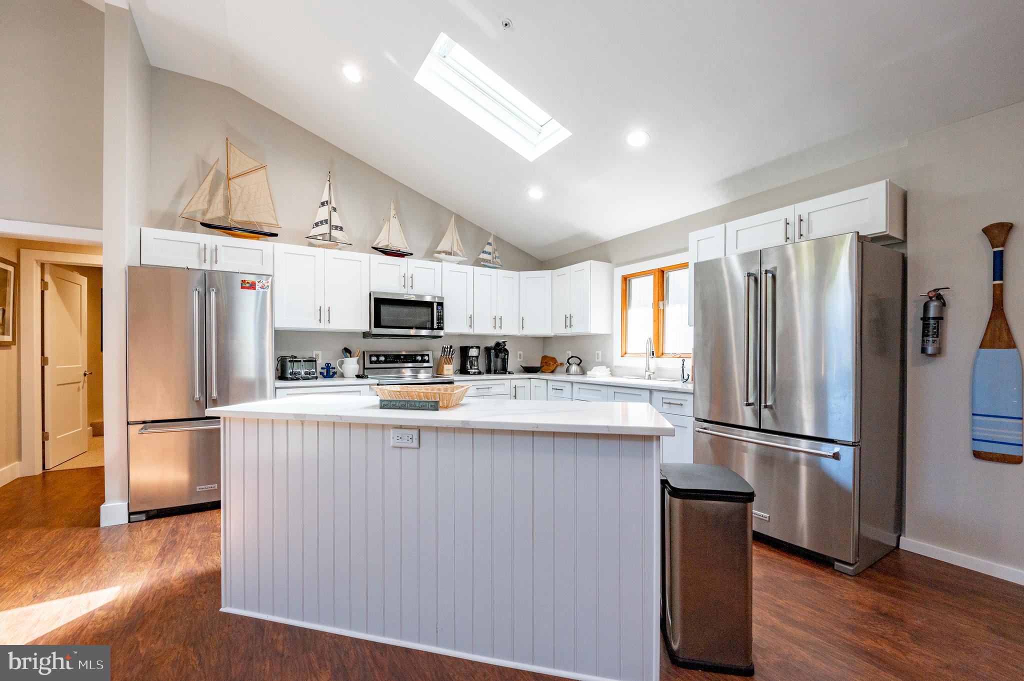 STATE PARK ROAD - Residential