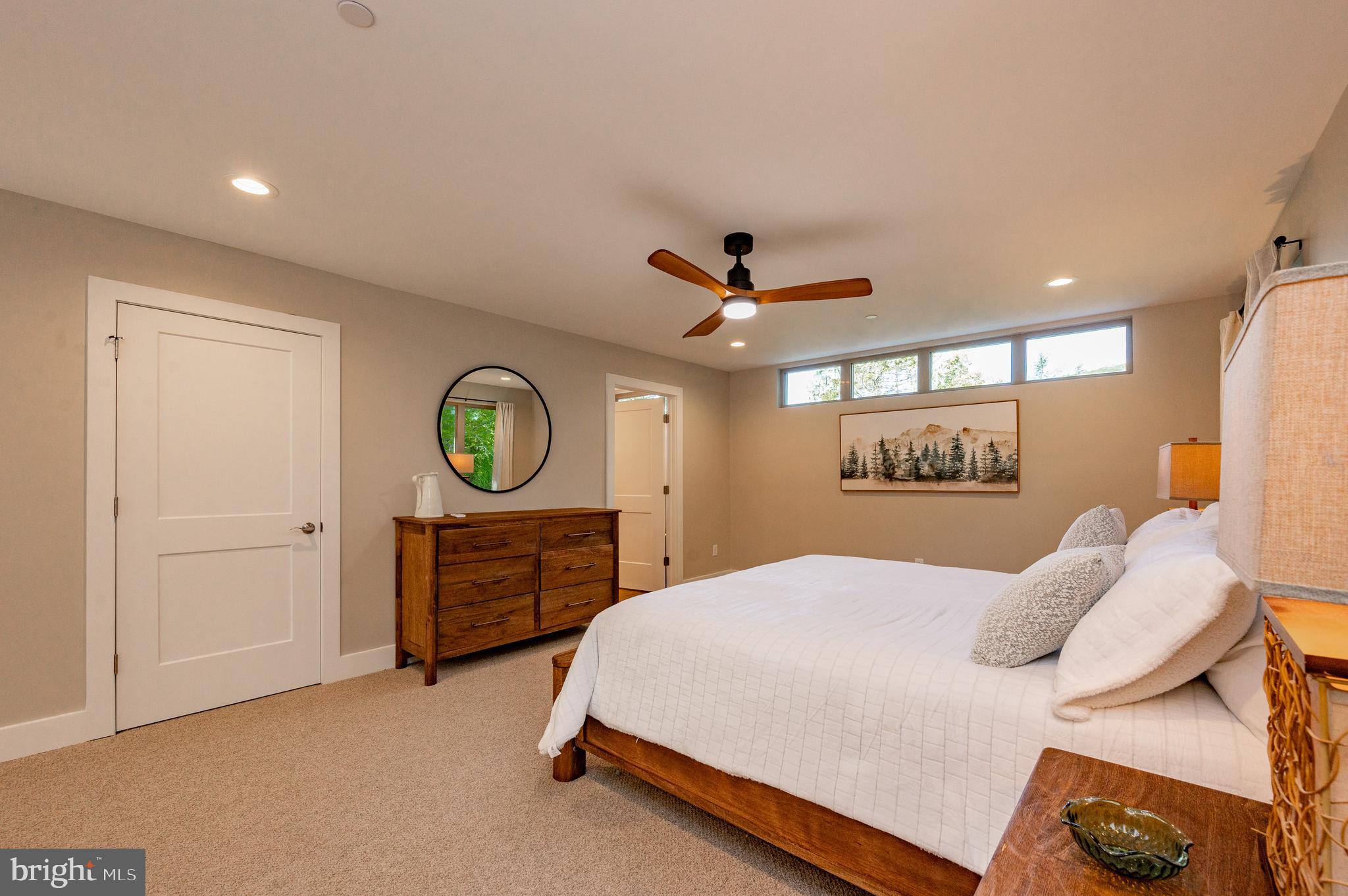 STATE PARK ROAD - Residential