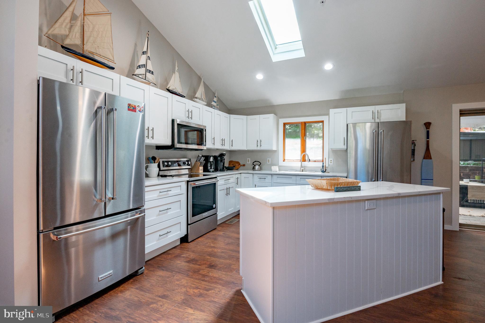 STATE PARK ROAD - Residential