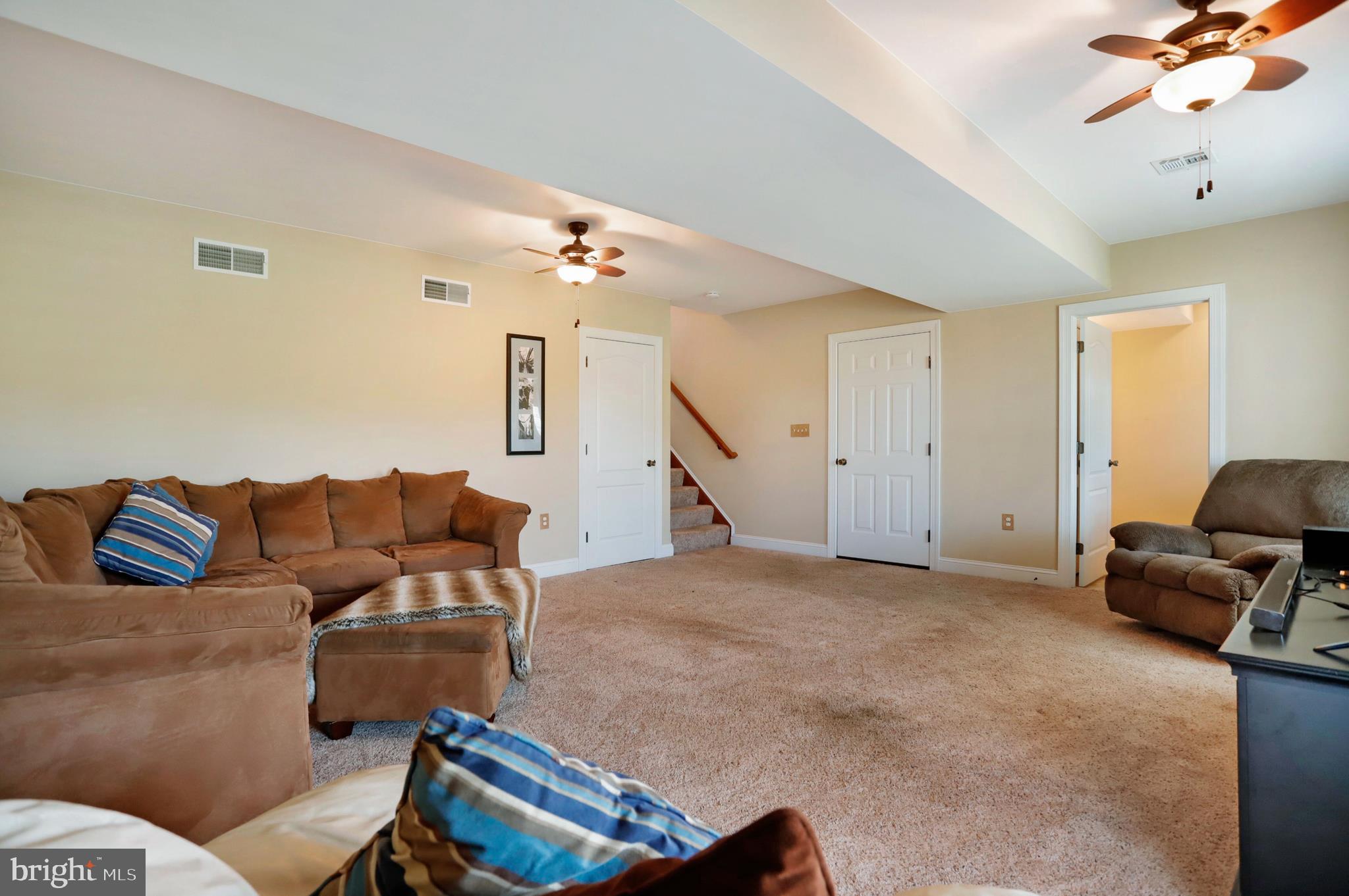 SHIPPENSBURG - Residential