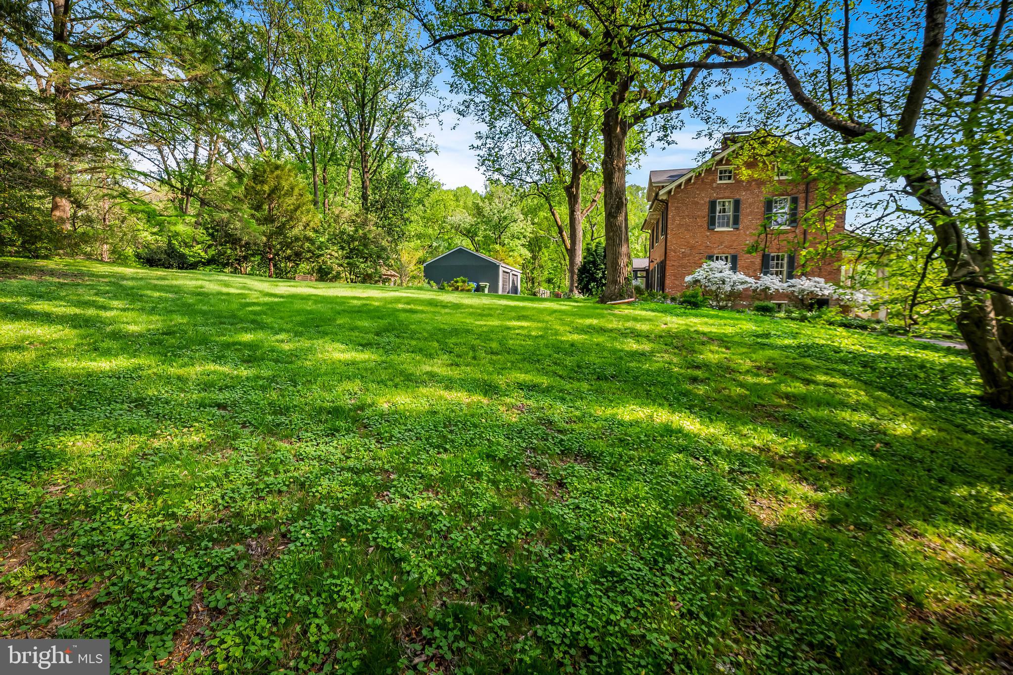 ROLAND PARK - Residential