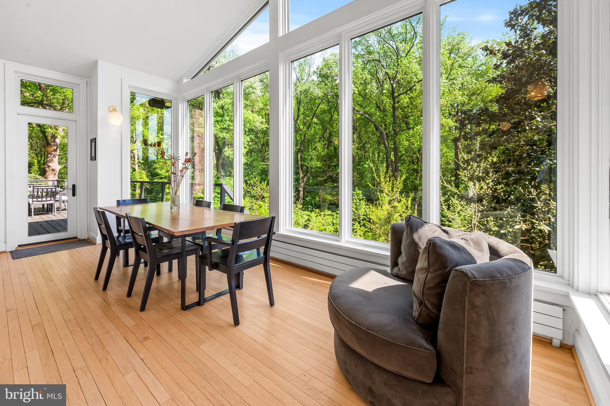 ROLAND PARK - Residential