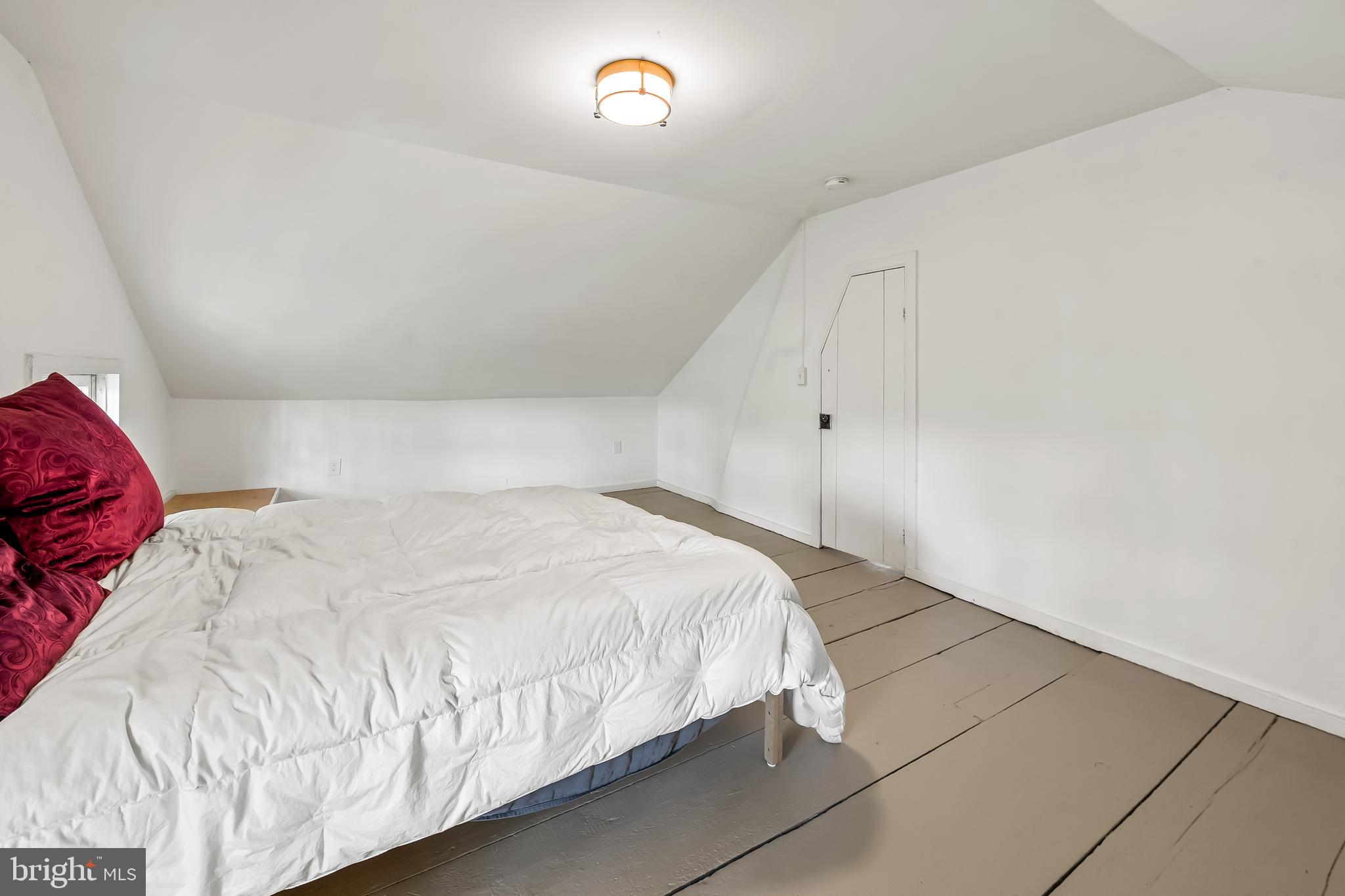 ROLAND PARK - Residential