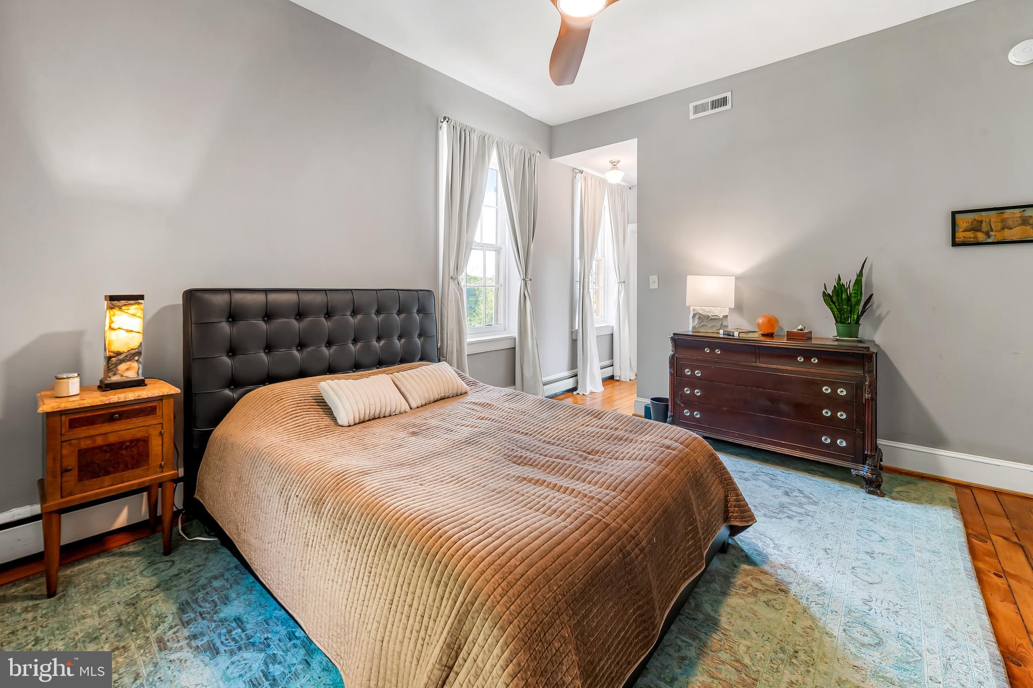 ROLAND PARK - Residential