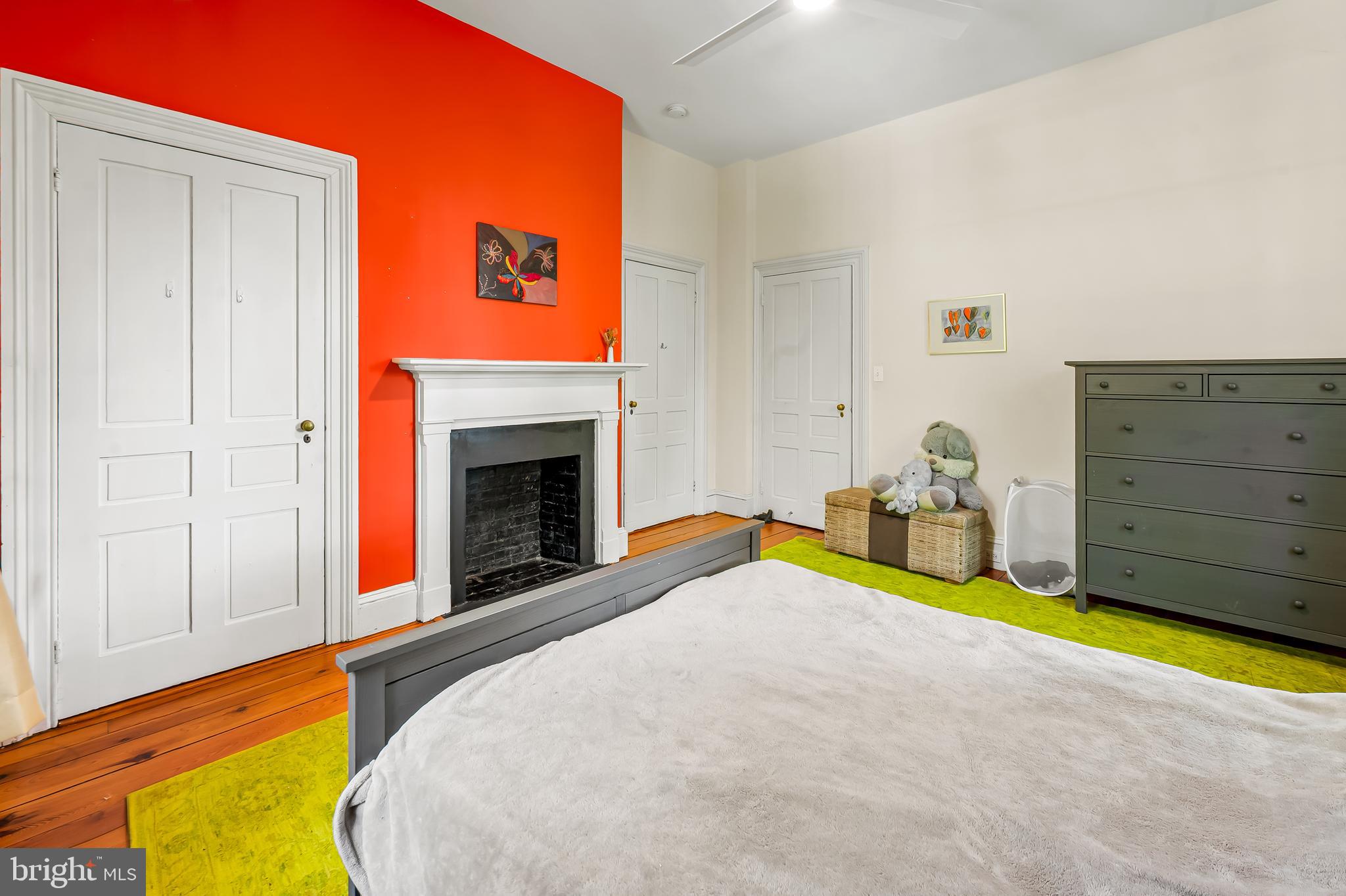ROLAND PARK - Residential