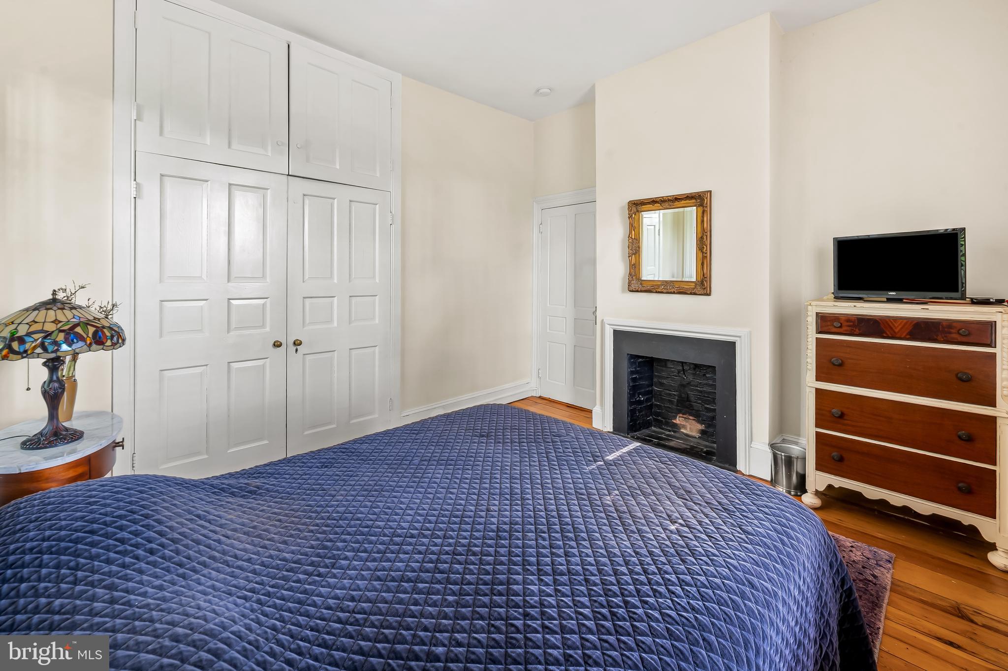 ROLAND PARK - Residential