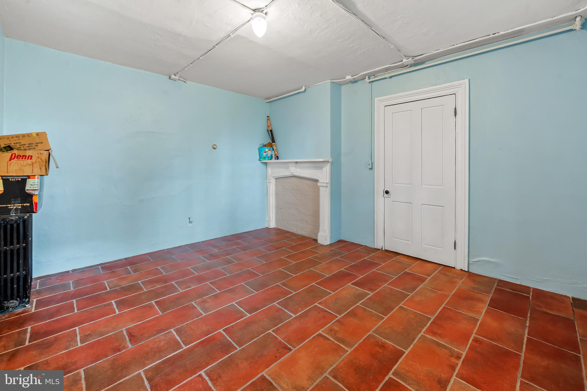 ROLAND PARK - Residential