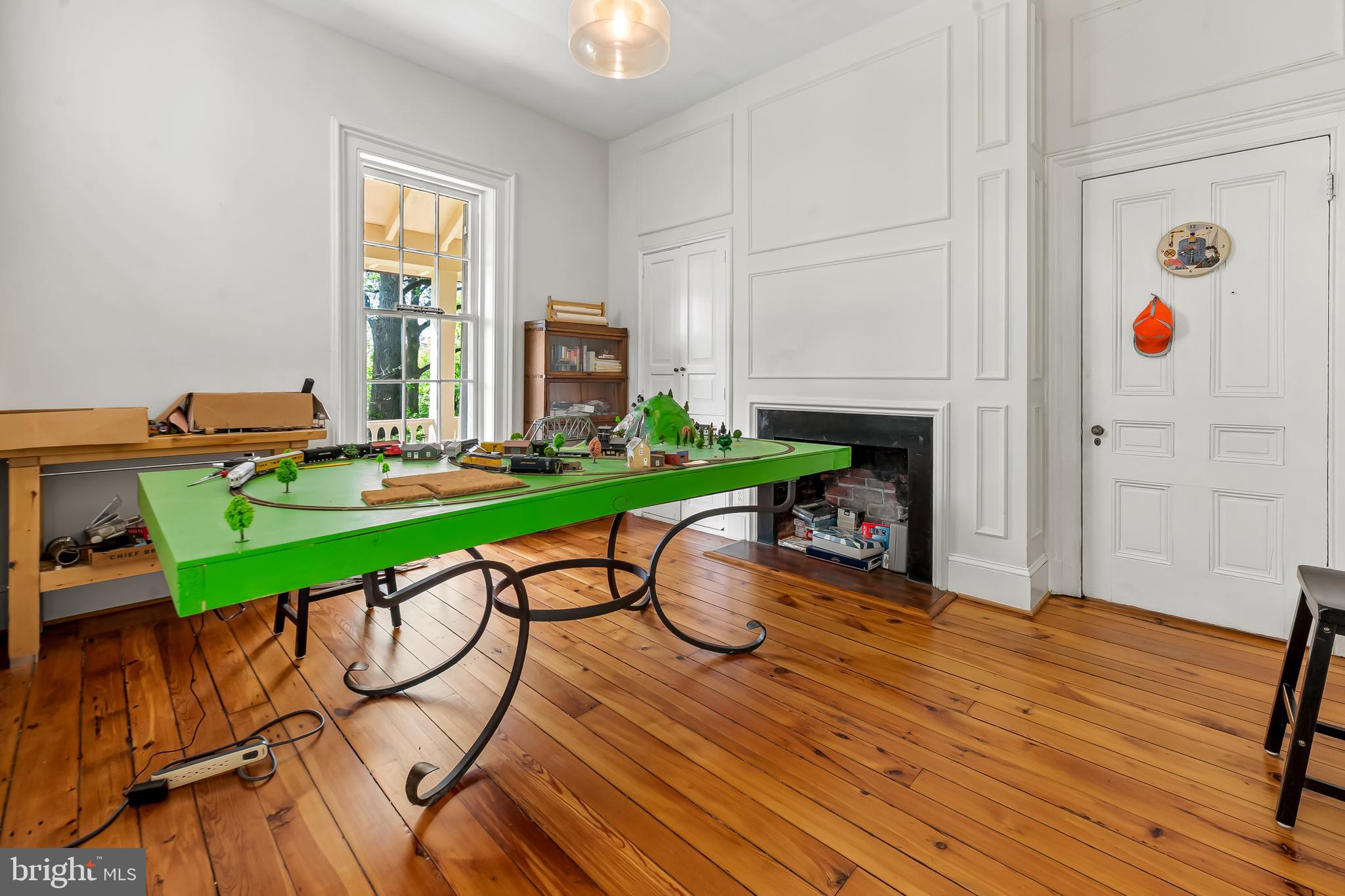 ROLAND PARK - Residential
