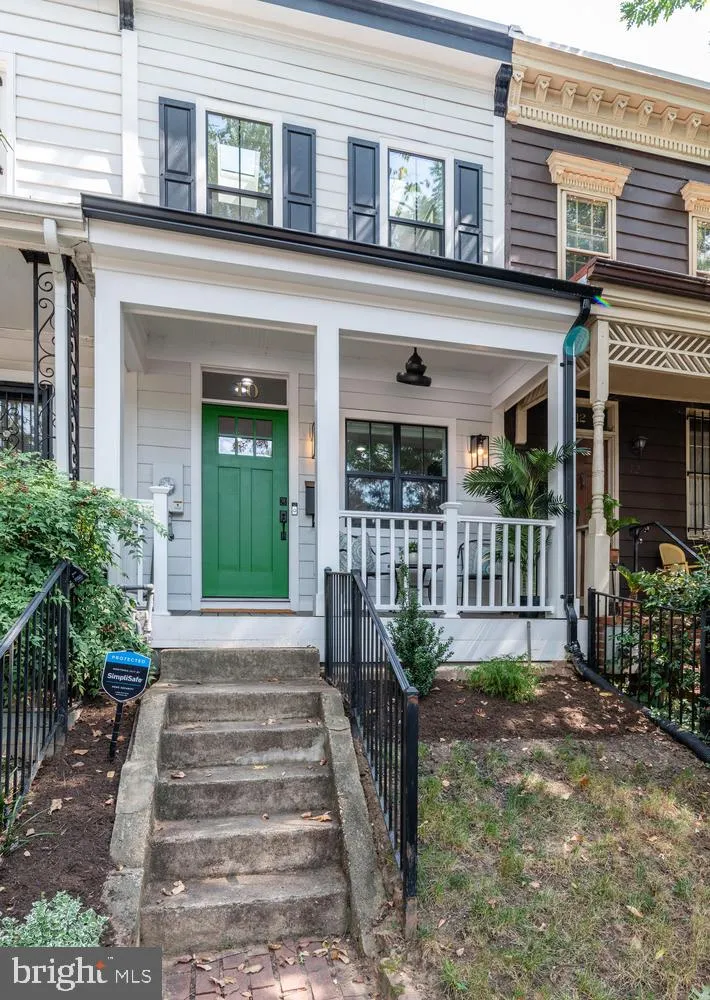 10 14th Street SE, Washington, DC 20003