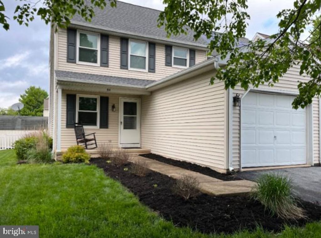 Photo of 84 Red Stone Circle, REINHOLDS, PA 17569 (MLS # PALA2086520)