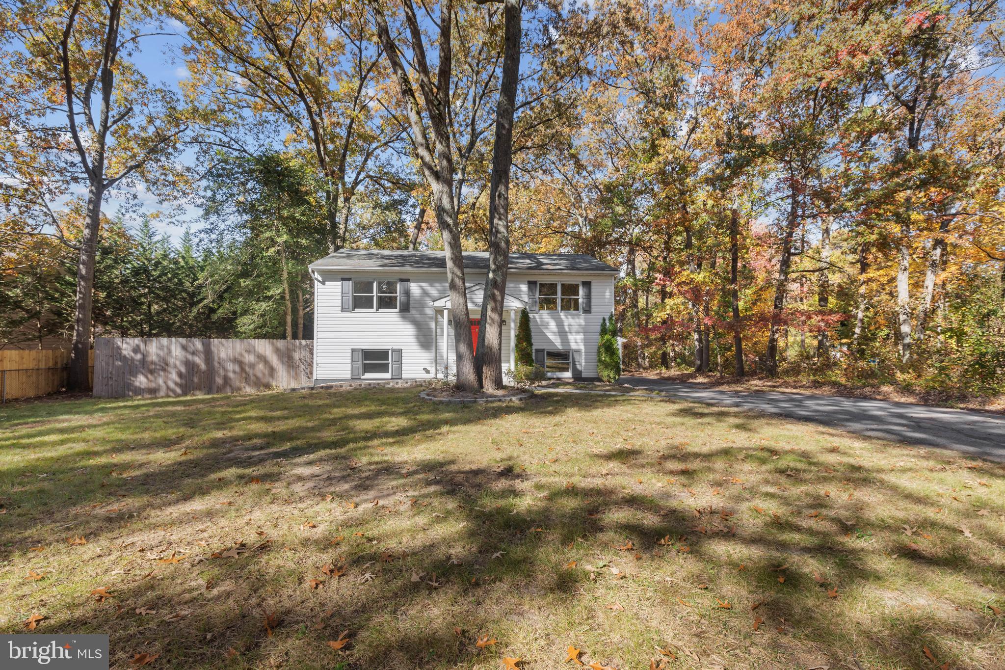 ELVATON ACRES - Residential