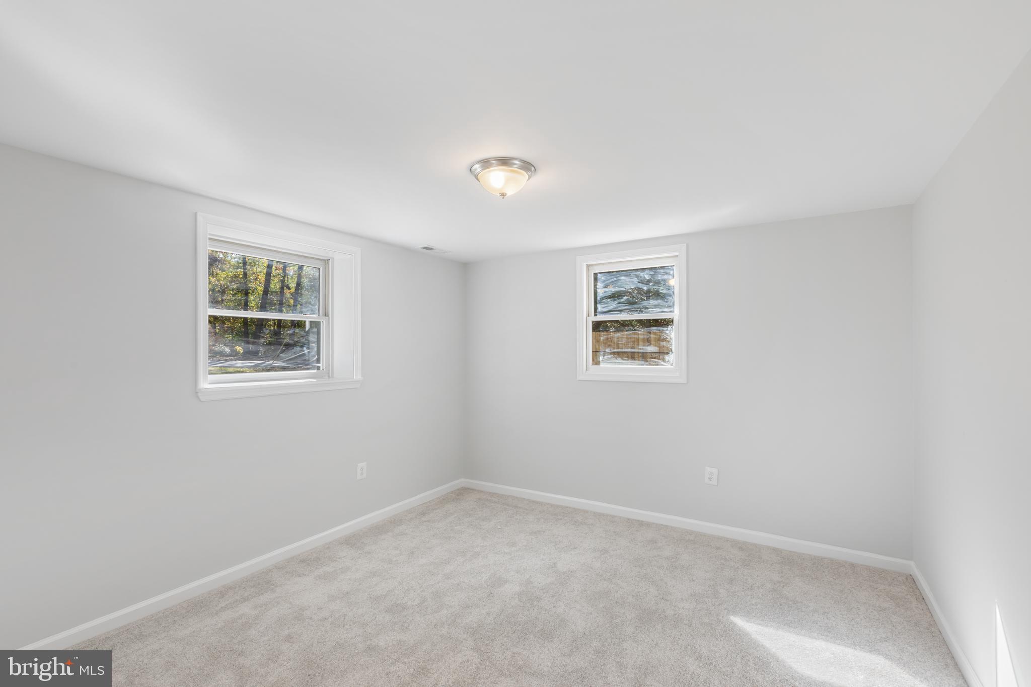 ELVATON ACRES - Residential