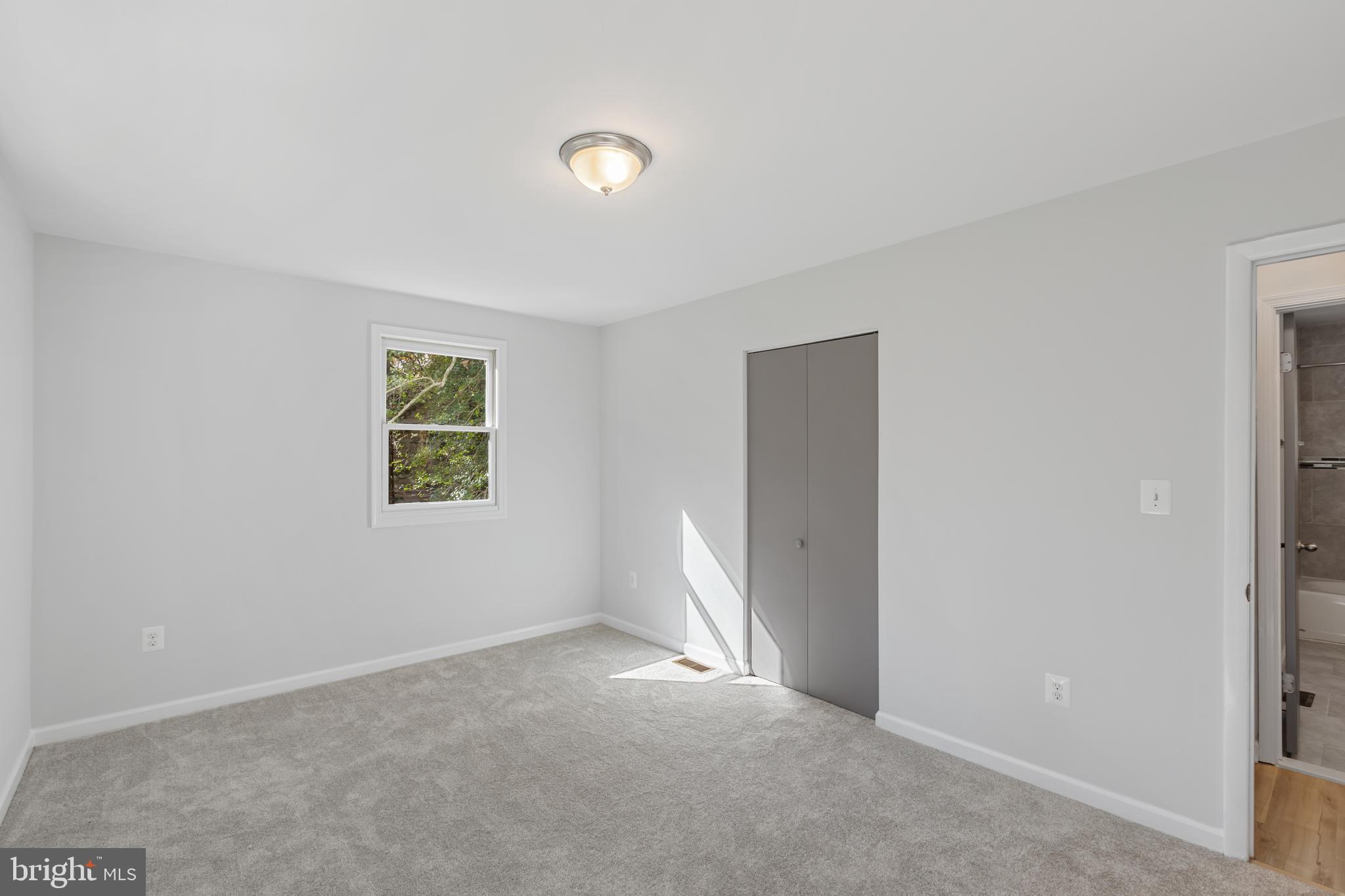 ELVATON ACRES - Residential