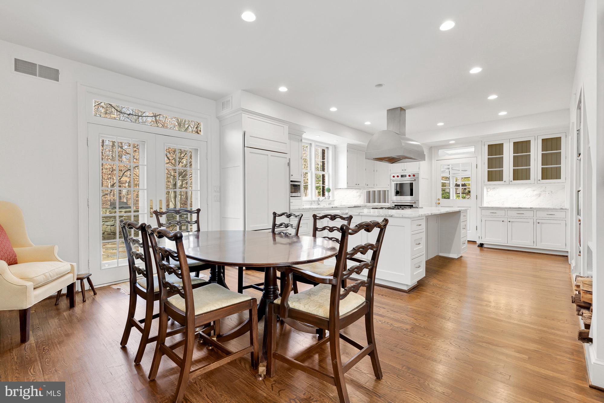 POTOMAC VILLAGE - Residential