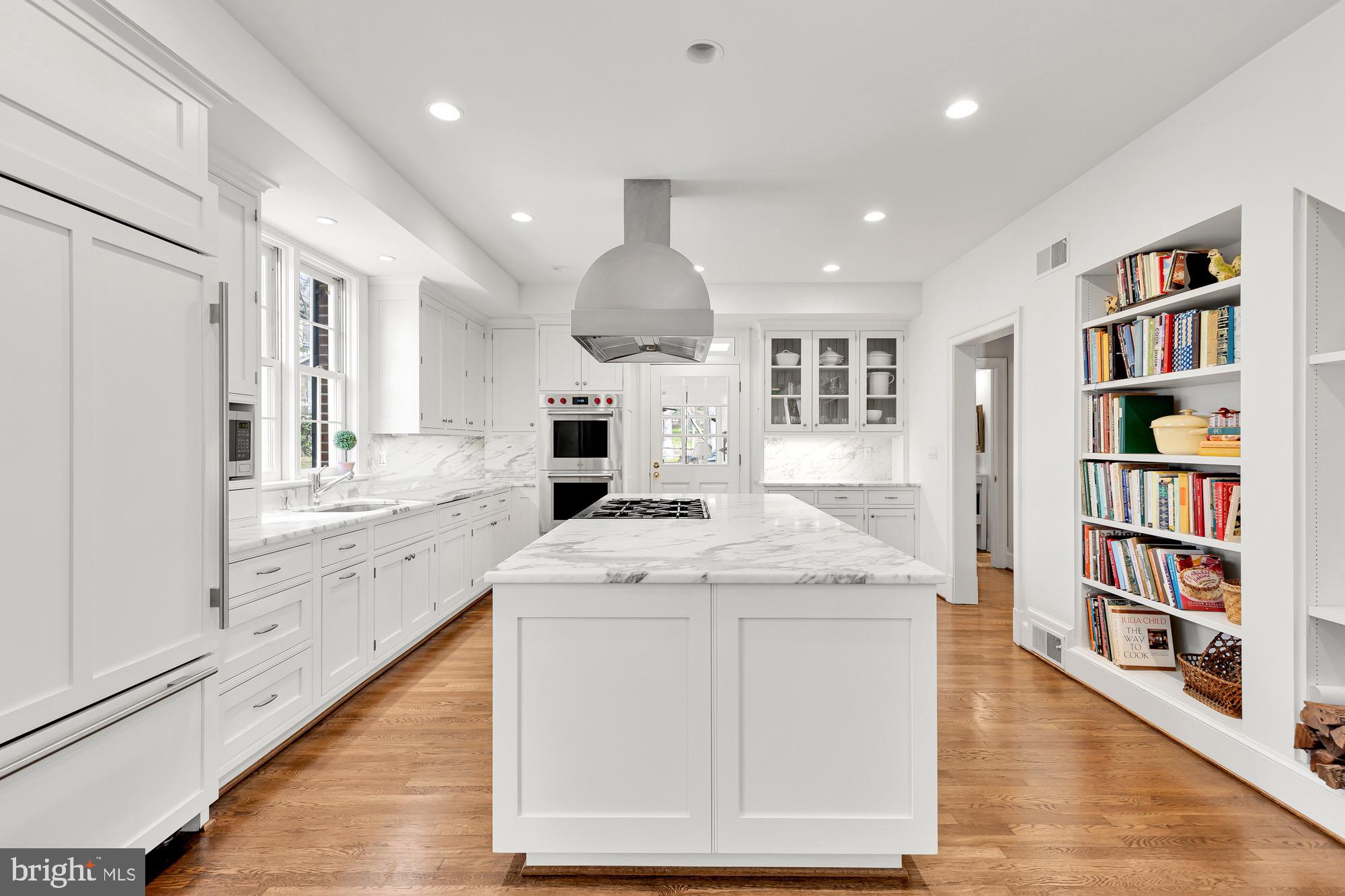 POTOMAC VILLAGE - Residential