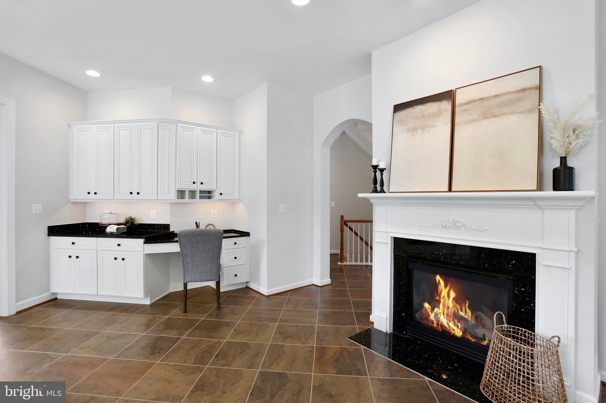 LANSDOWNE ON THE POTOMAC - Residential