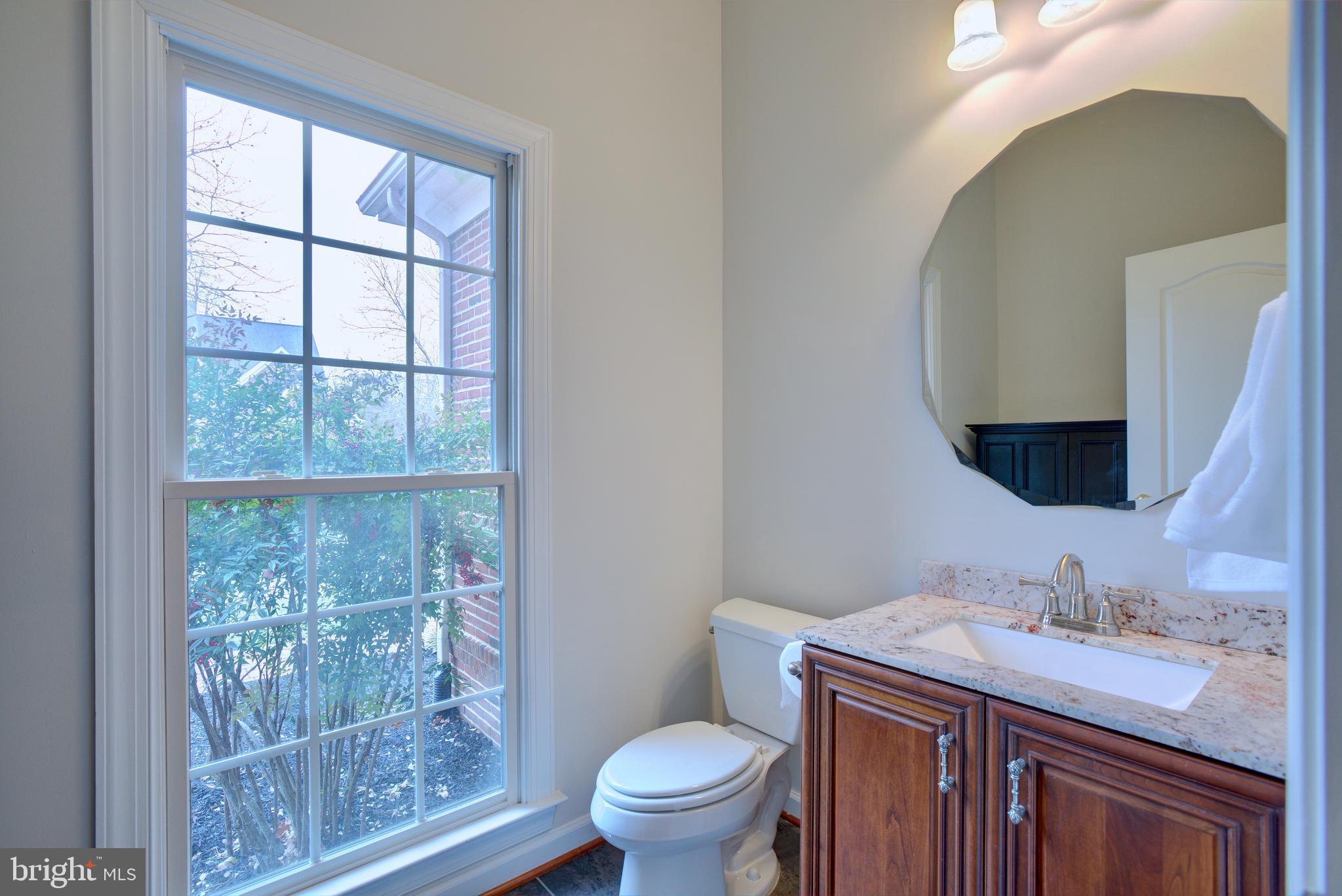 LANSDOWNE ON THE POTOMAC - Residential