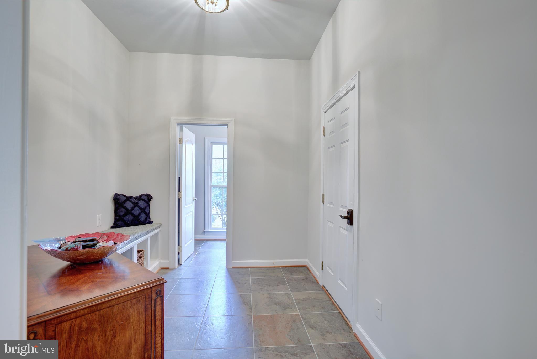 LANSDOWNE ON THE POTOMAC - Residential