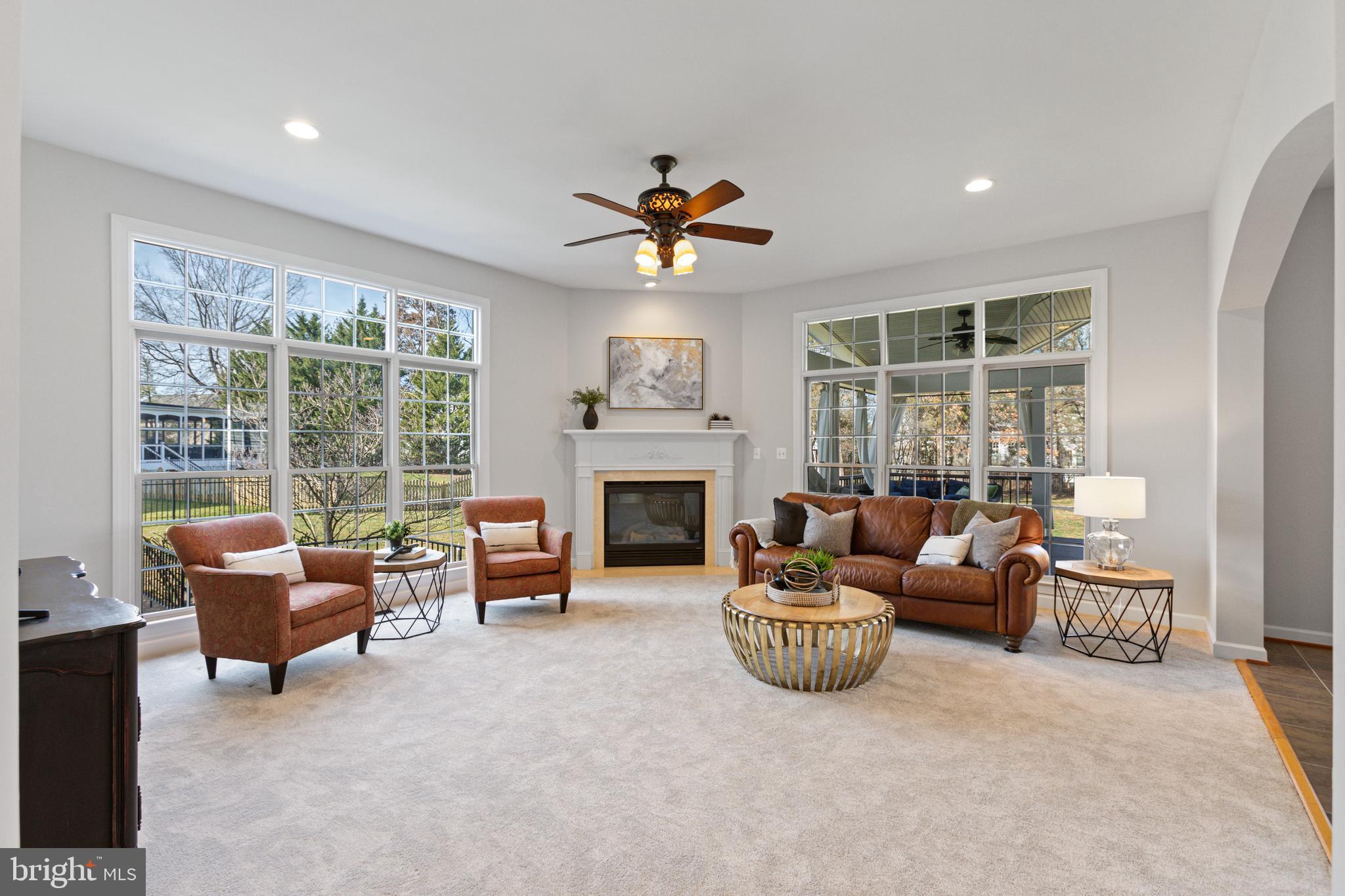 LANSDOWNE ON THE POTOMAC - Residential