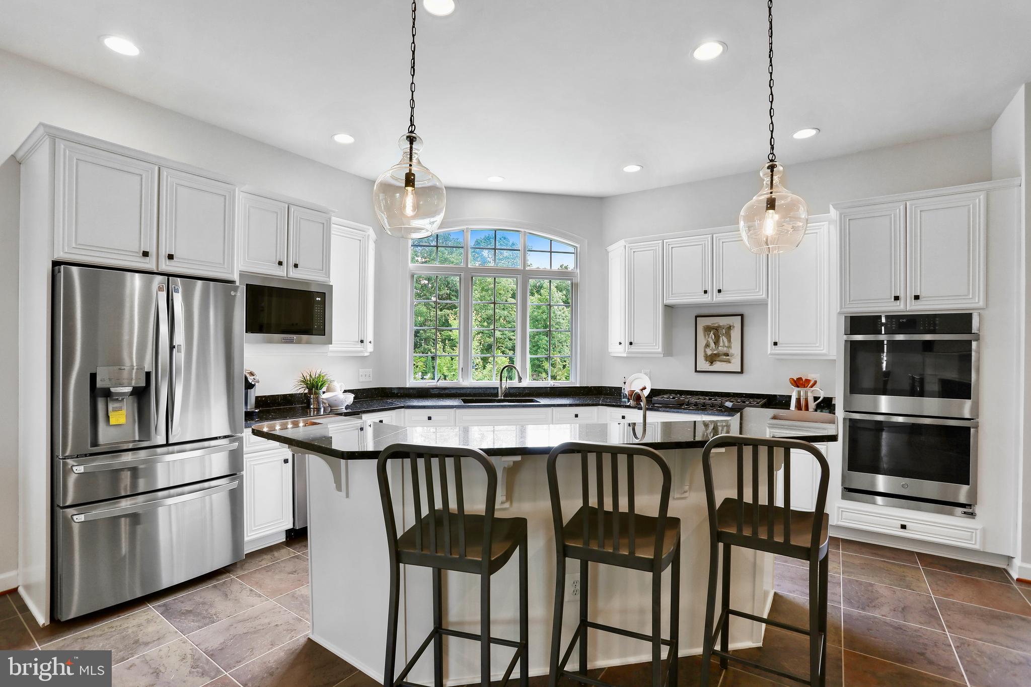 LANSDOWNE ON THE POTOMAC - Residential