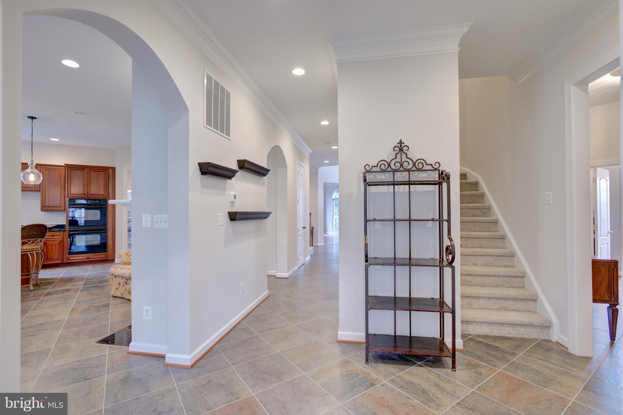 LANSDOWNE ON THE POTOMAC - Residential