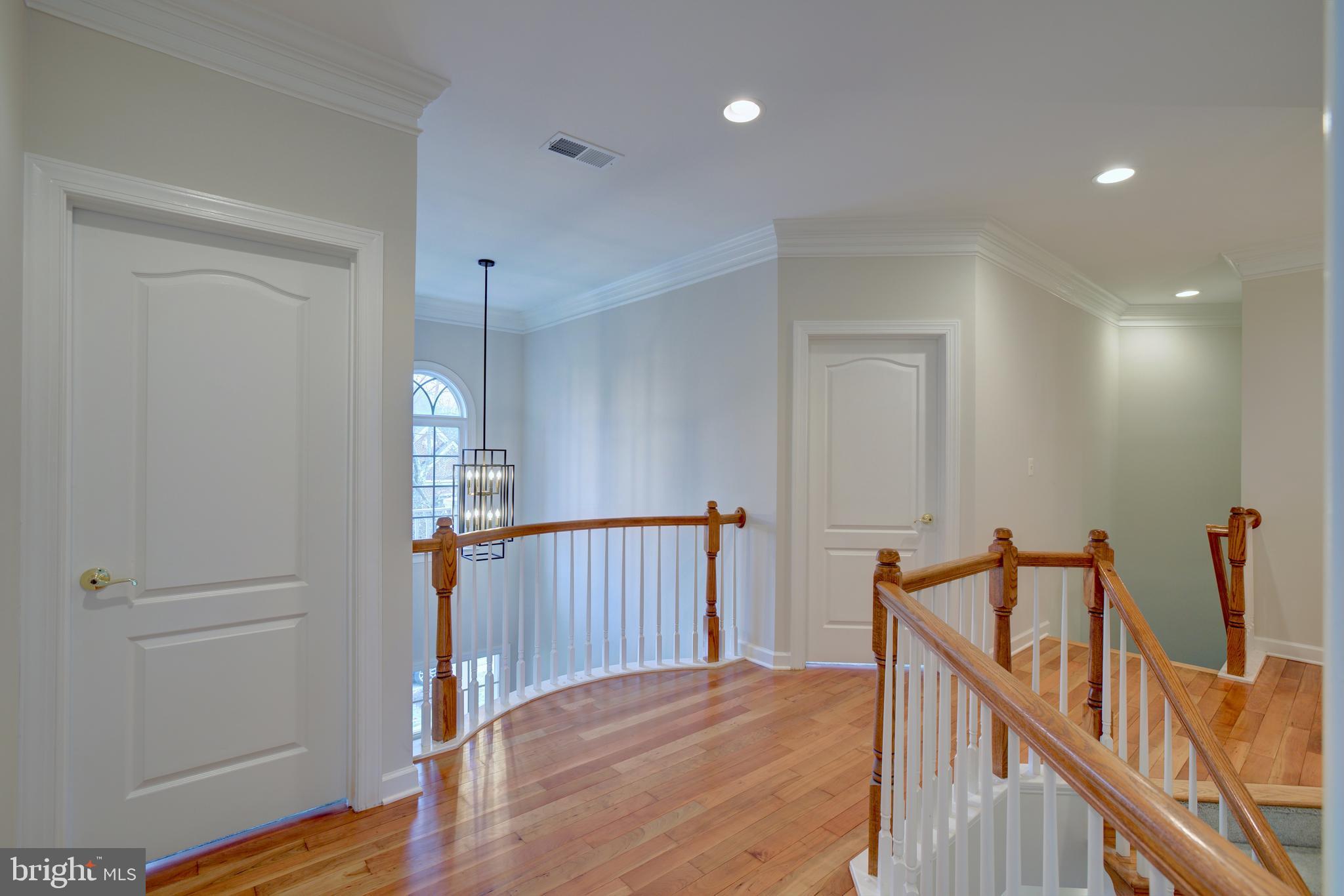 LANSDOWNE ON THE POTOMAC - Residential