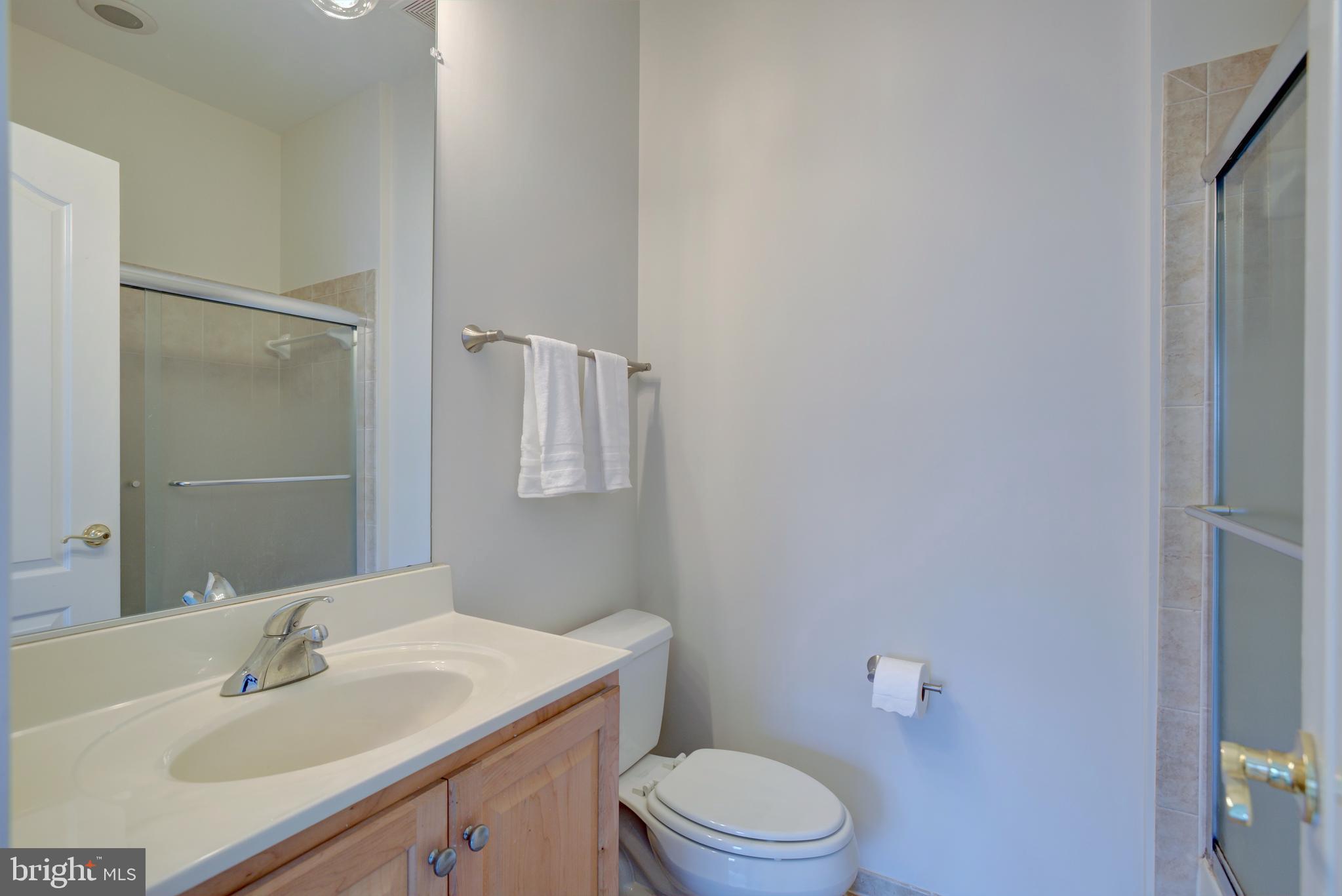 LANSDOWNE ON THE POTOMAC - Residential