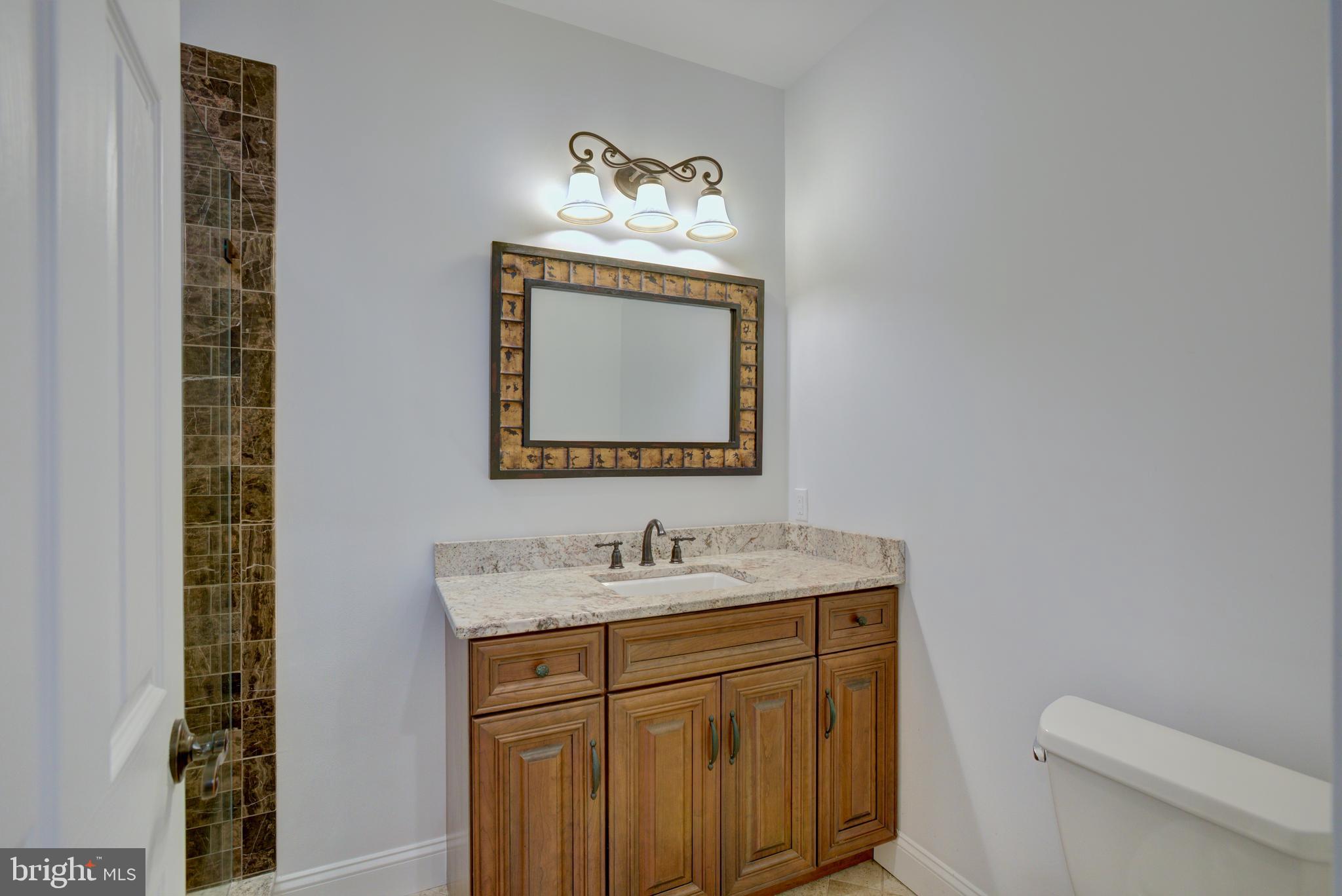 LANSDOWNE ON THE POTOMAC - Residential