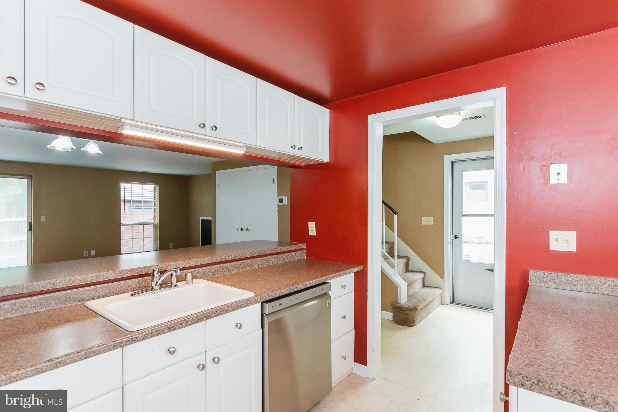 RIVERSIDE - Residential