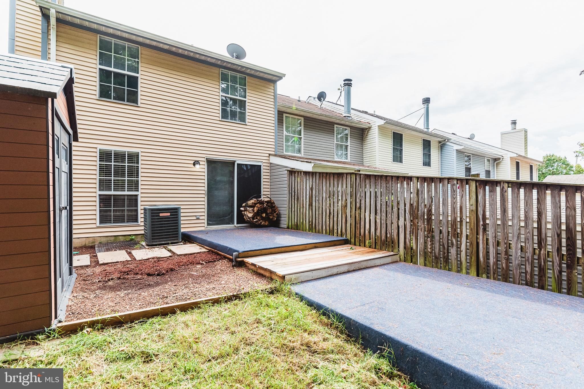 RIVERSIDE - Residential