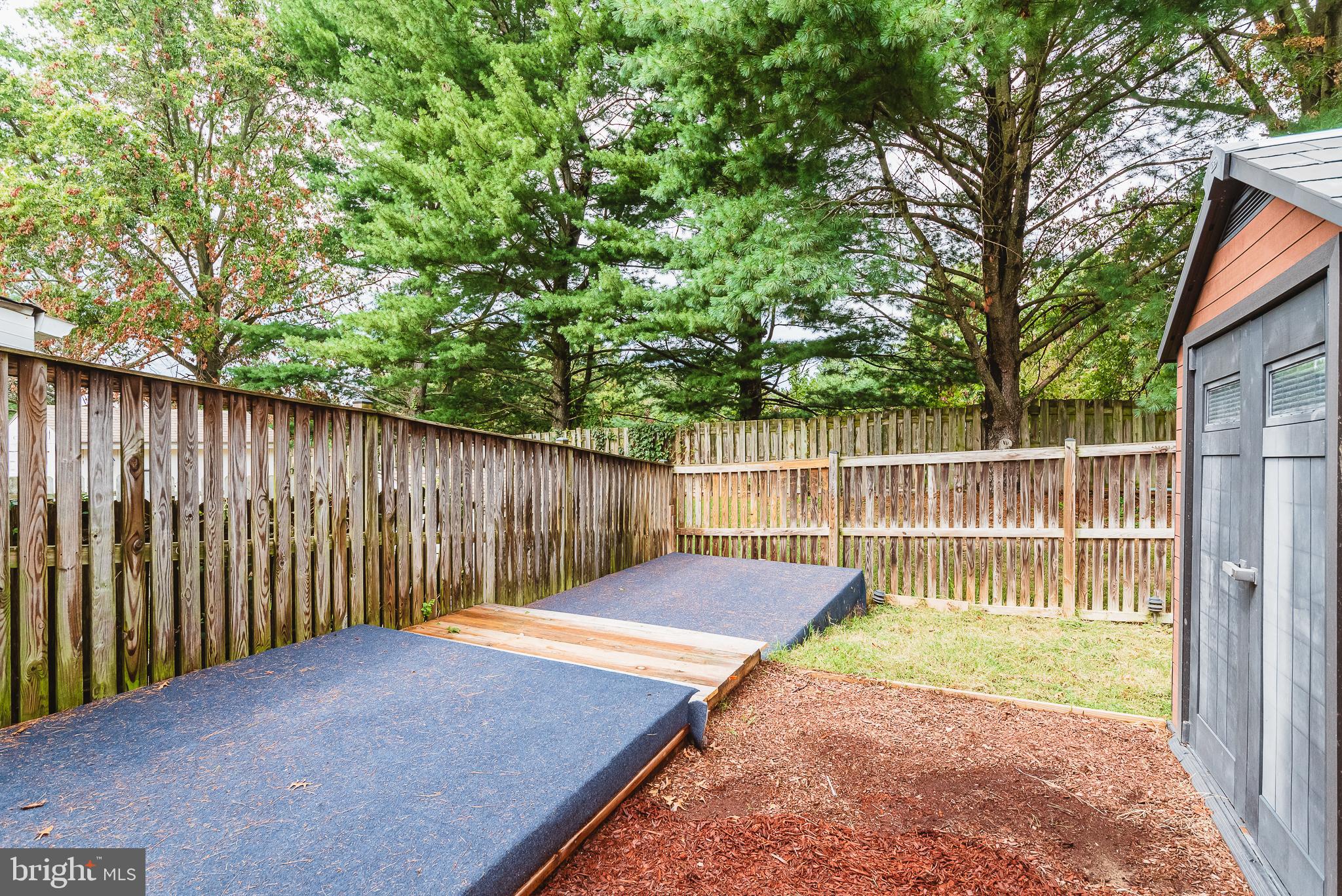 RIVERSIDE - Residential