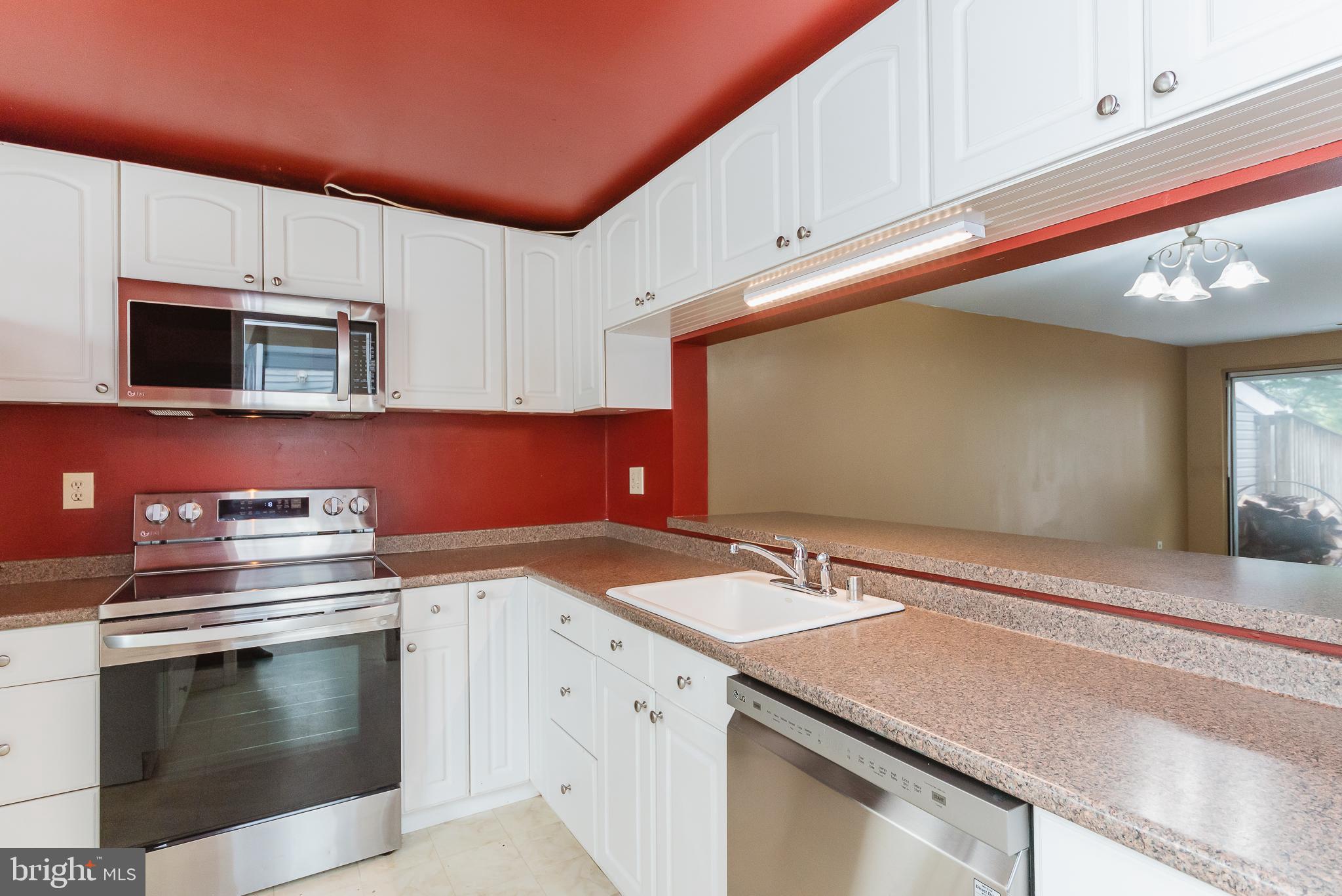 RIVERSIDE - Residential