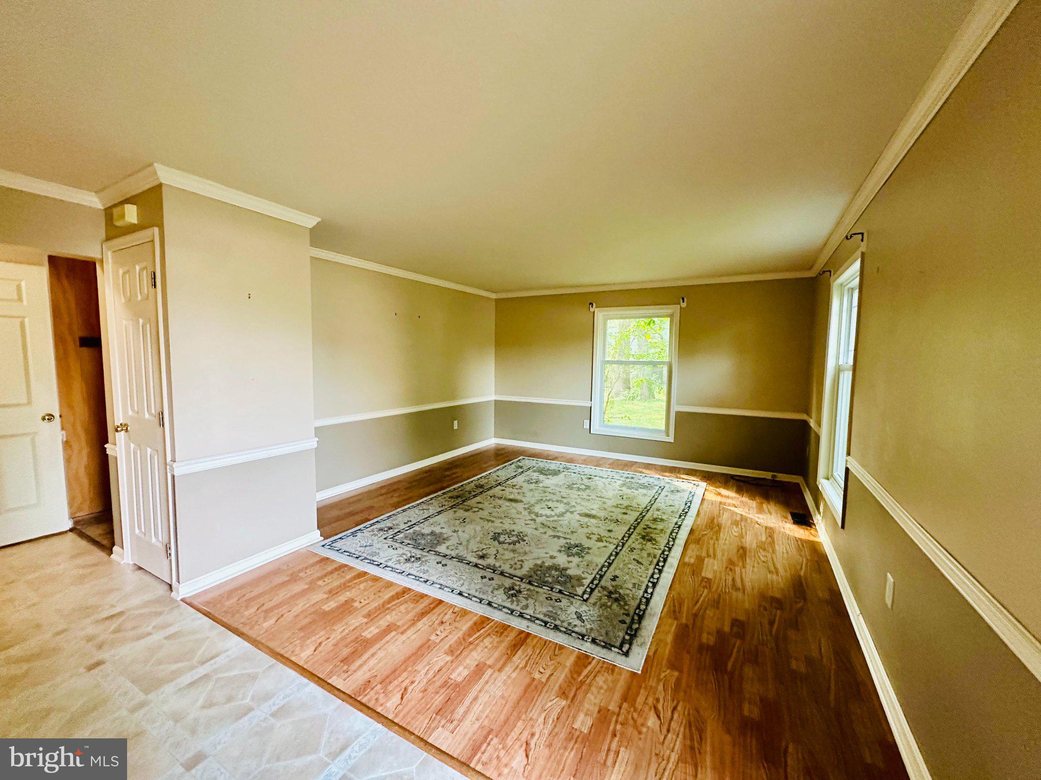 35 JOHNSTON CIRCLE
