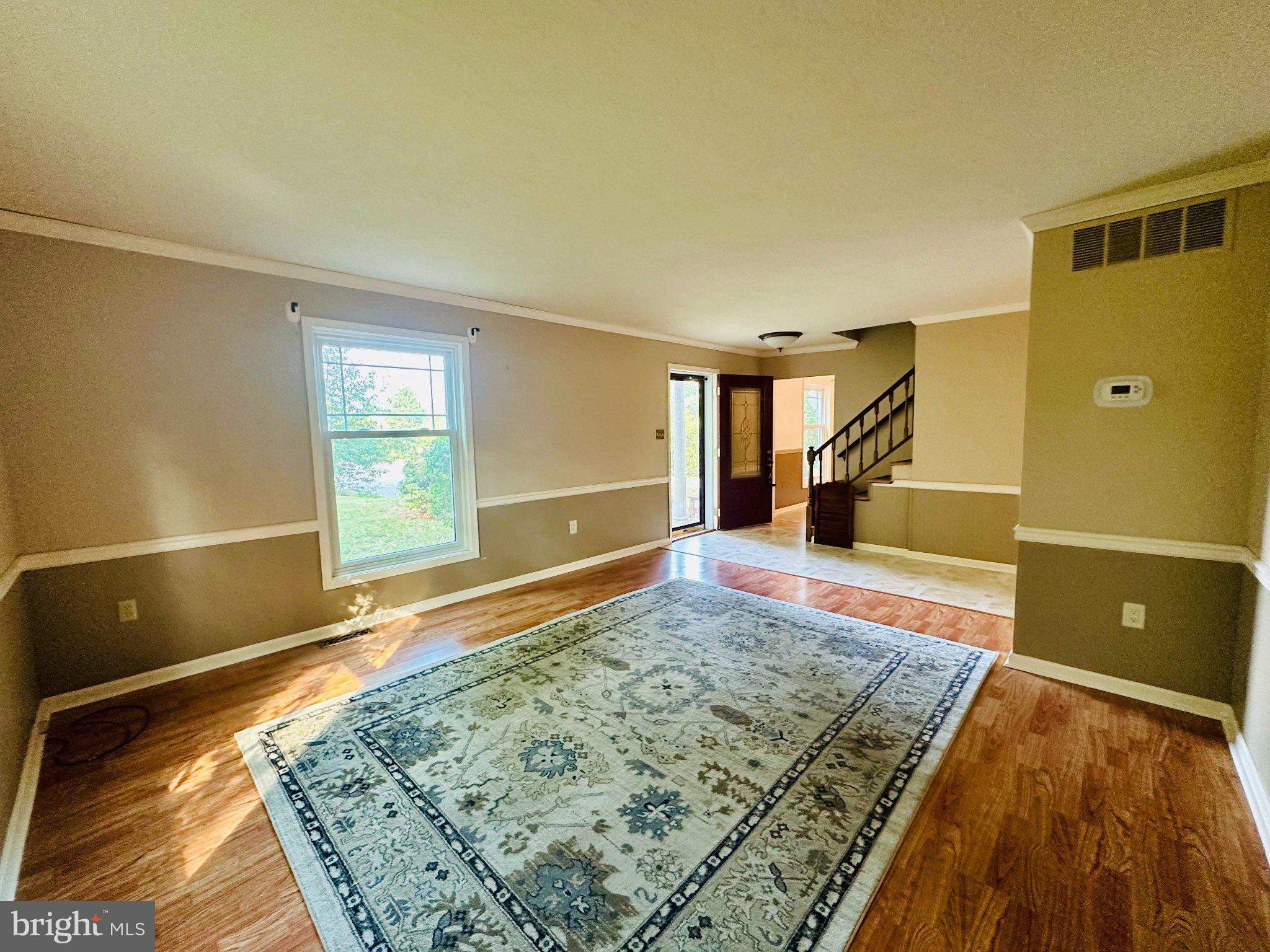 35 JOHNSTON CIRCLE