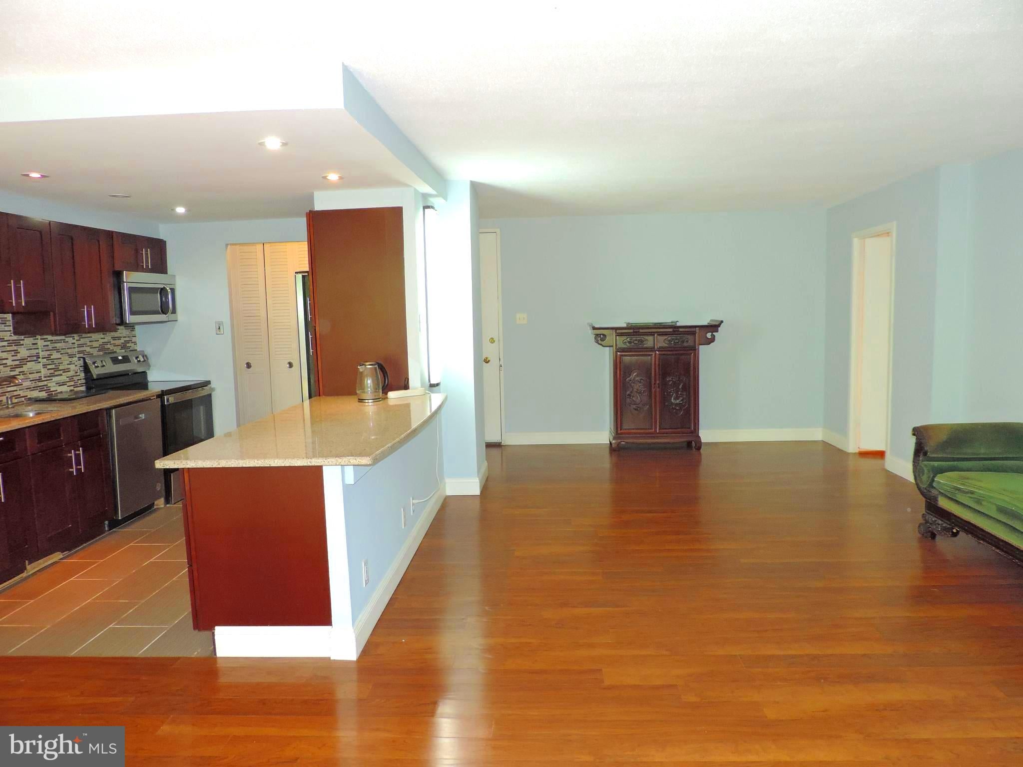 1001 CITY AVENUE E-923
