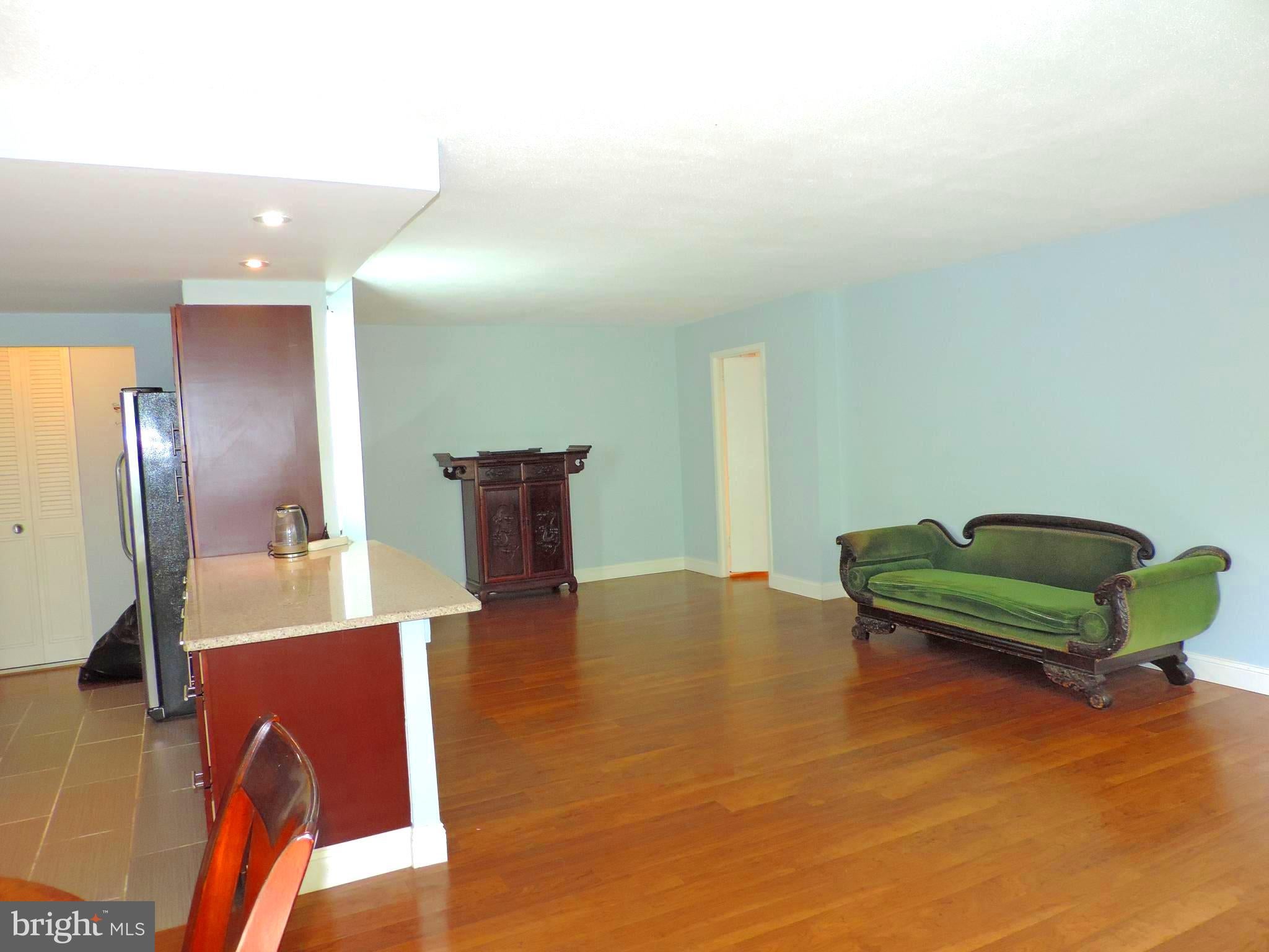 1001 CITY AVENUE E-923