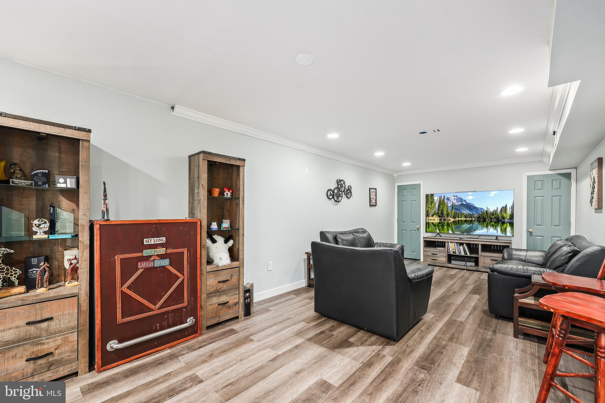 DUTCH HOLLOW - Residential