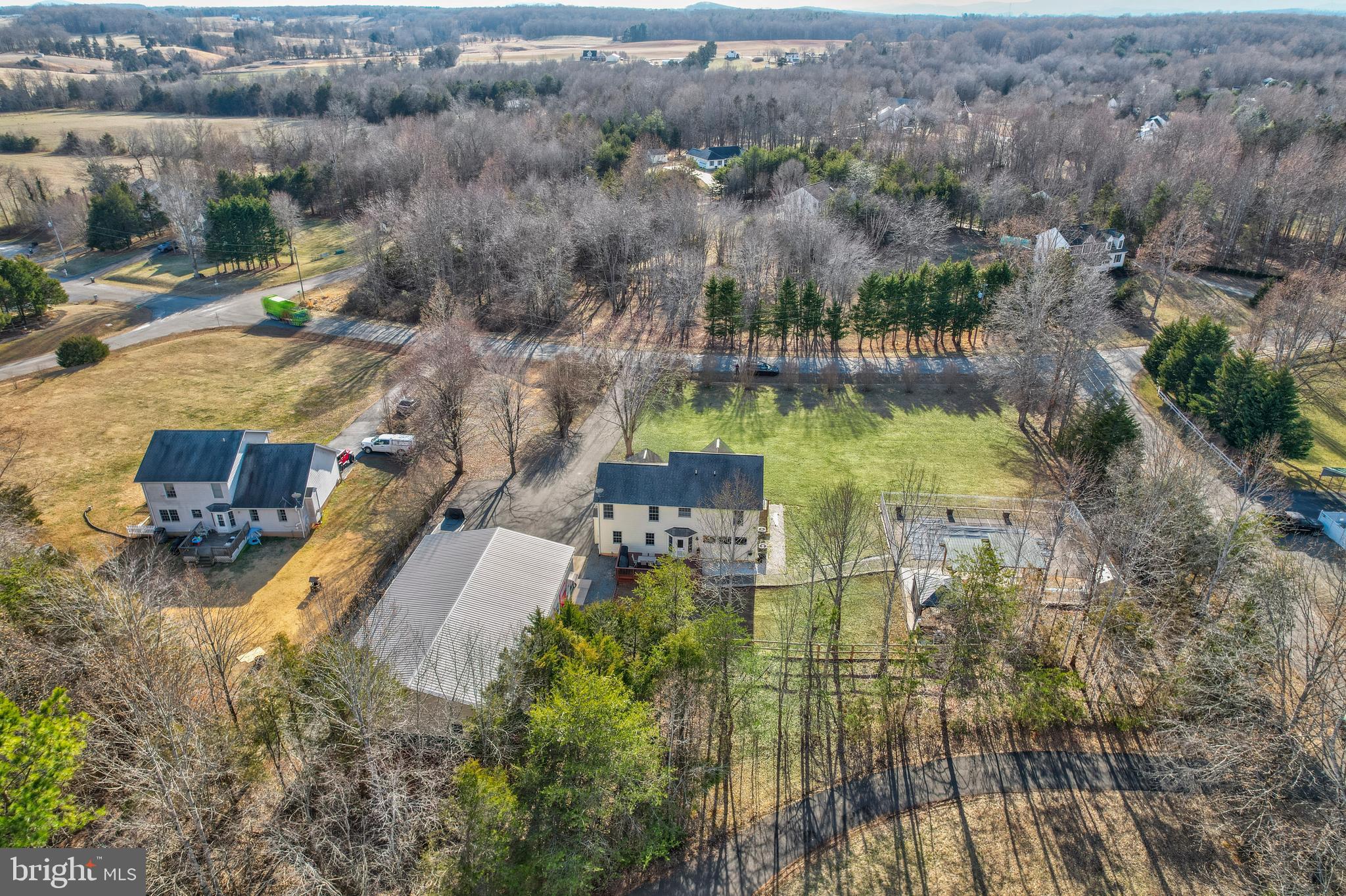 DUTCH HOLLOW - Residential