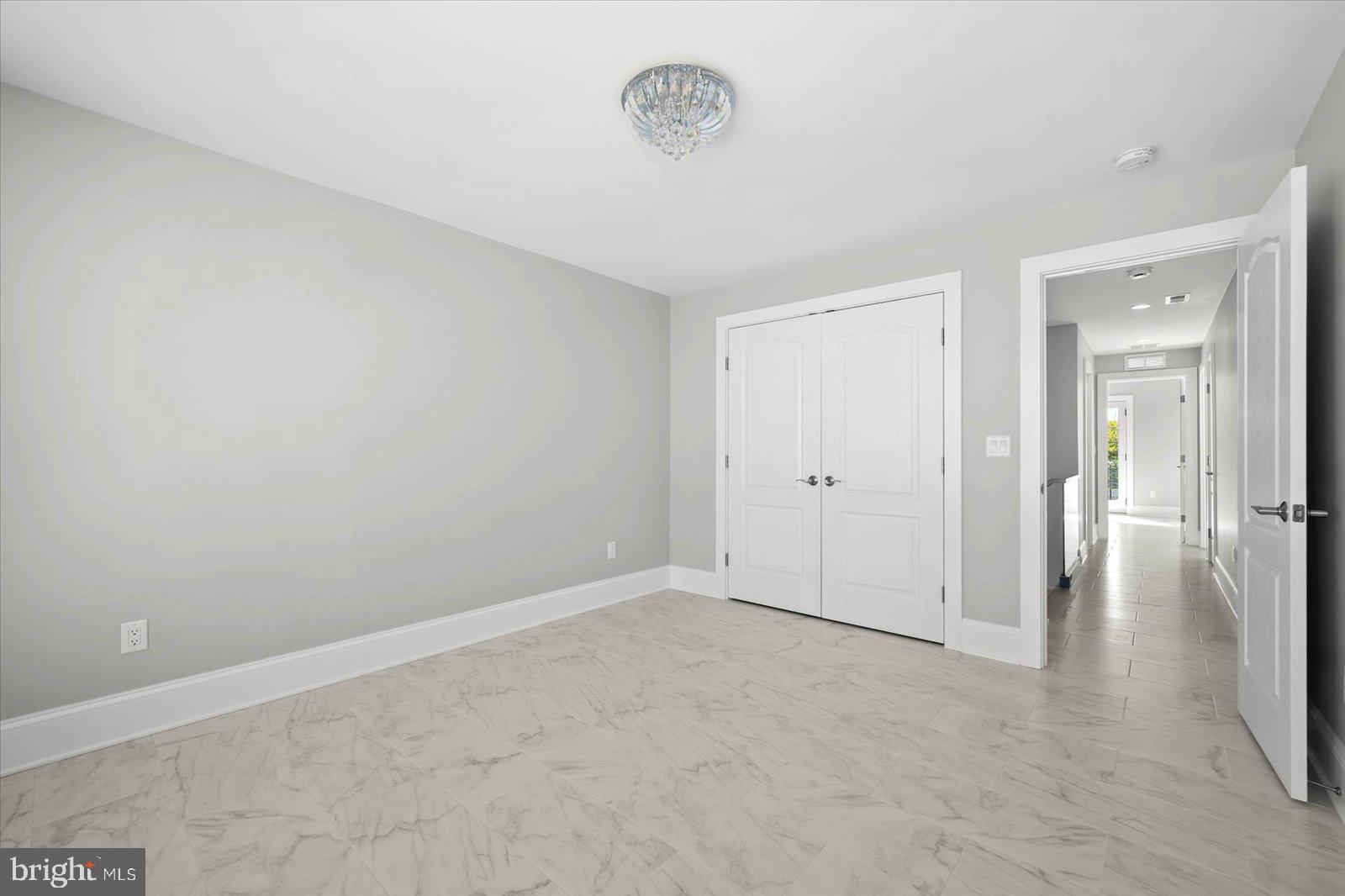 NORTH SHORES - Residential