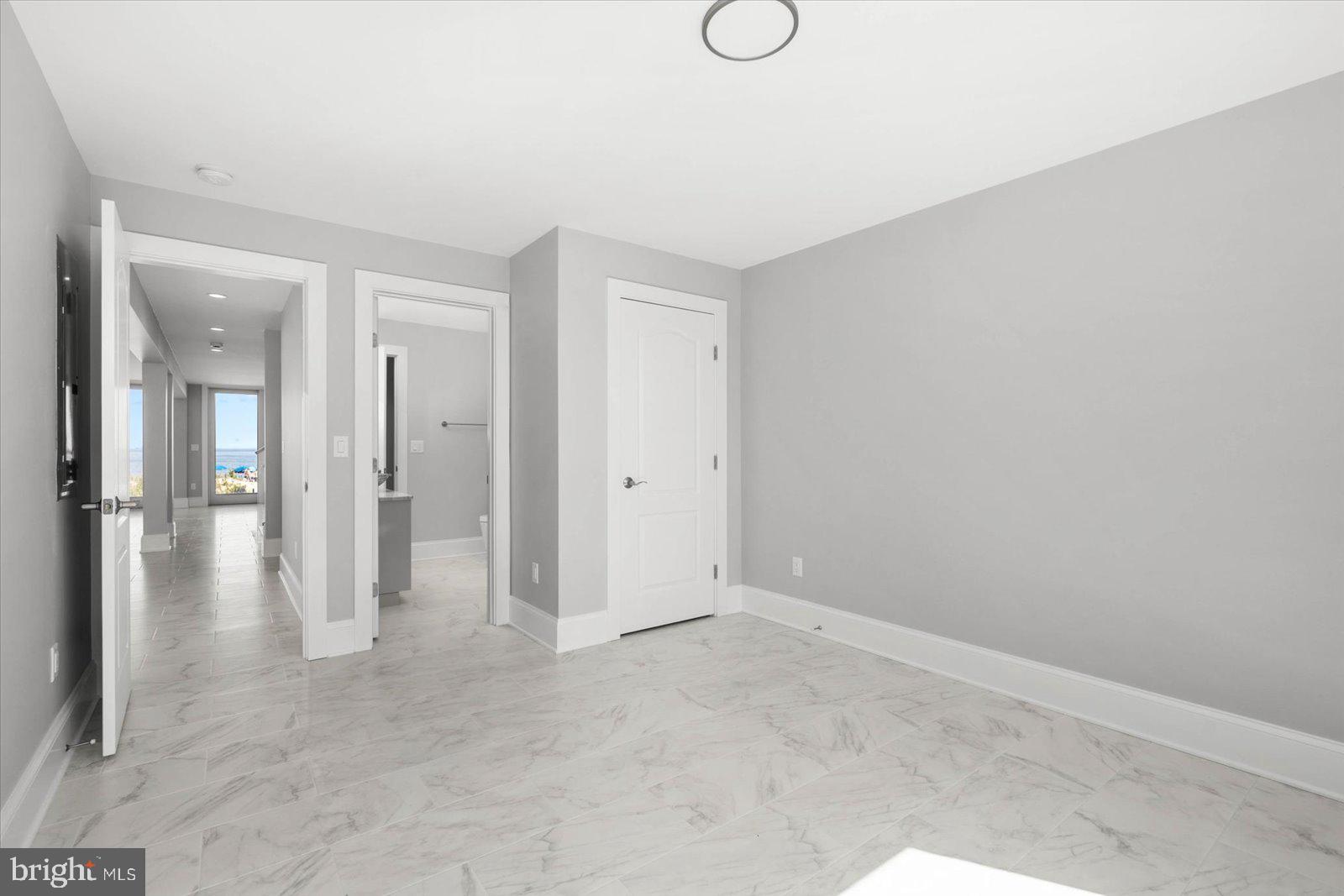 NORTH SHORES - Residential