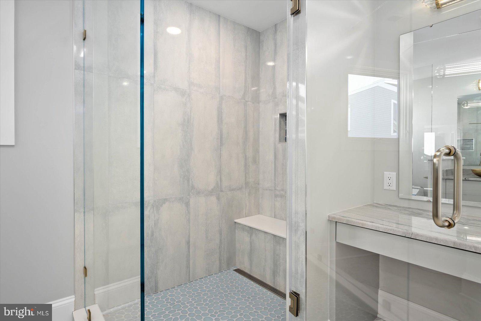 NORTH SHORES - Residential