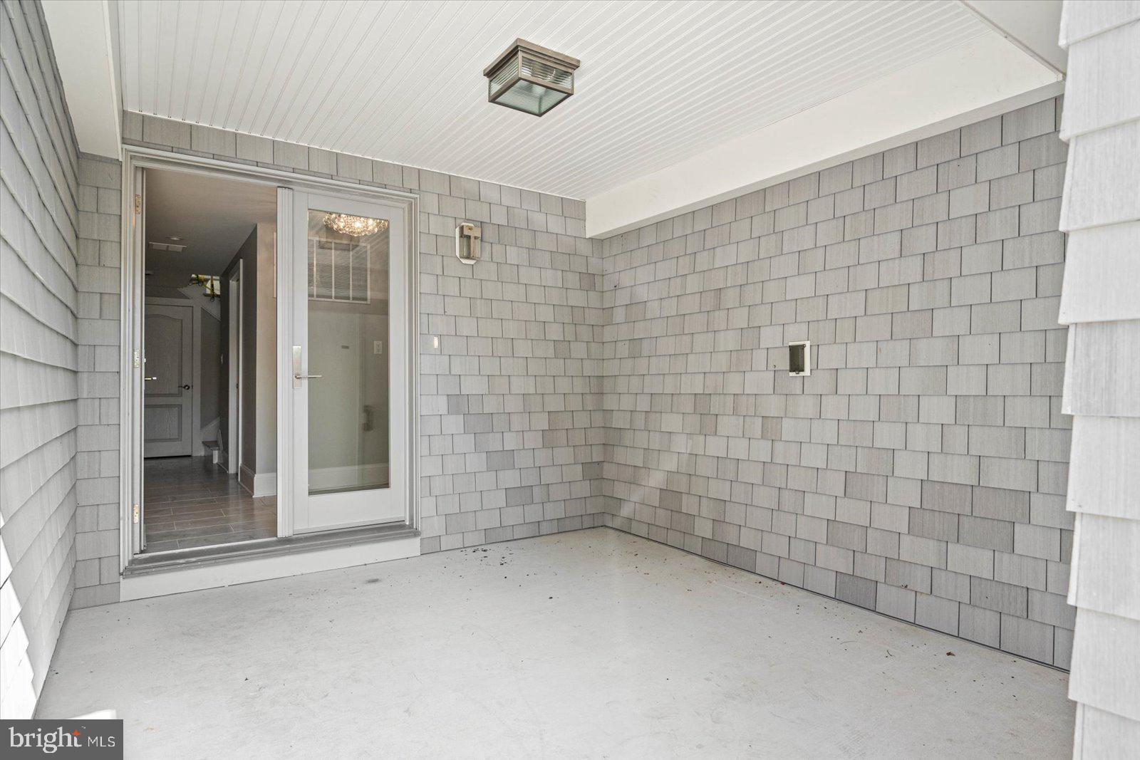 NORTH SHORES - Residential