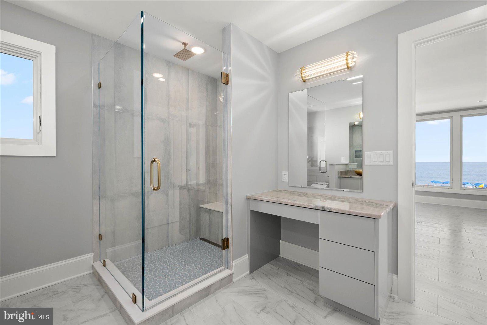 NORTH SHORES - Residential