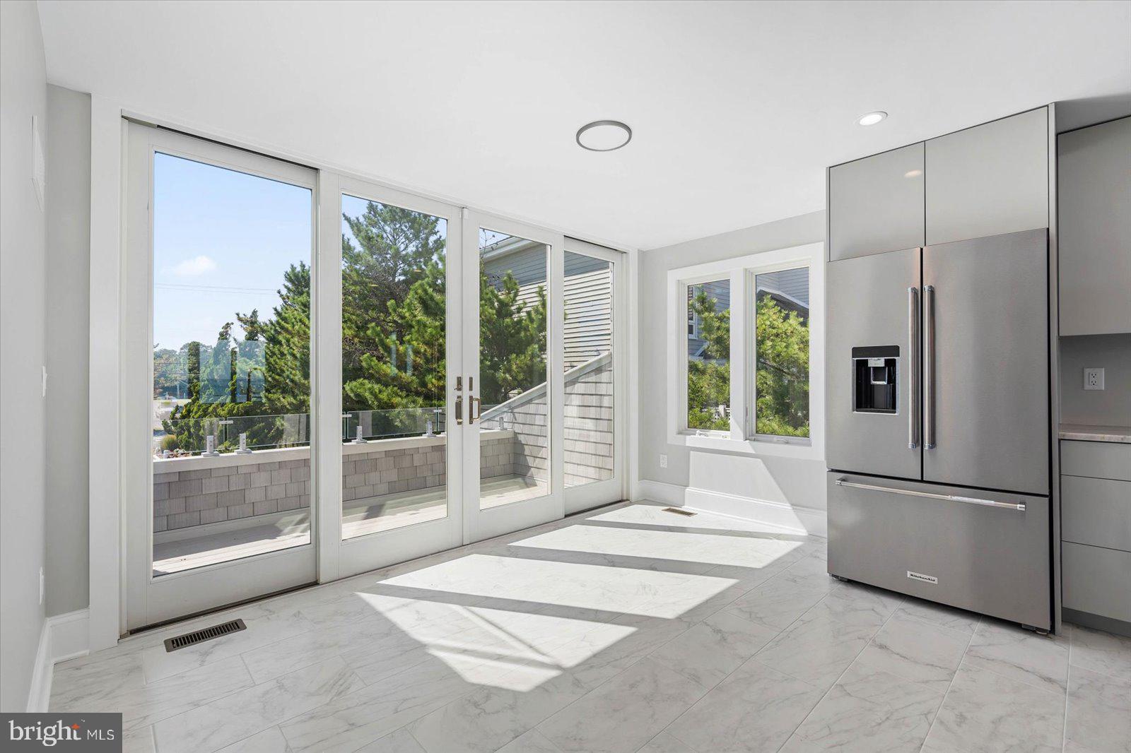 NORTH SHORES - Residential