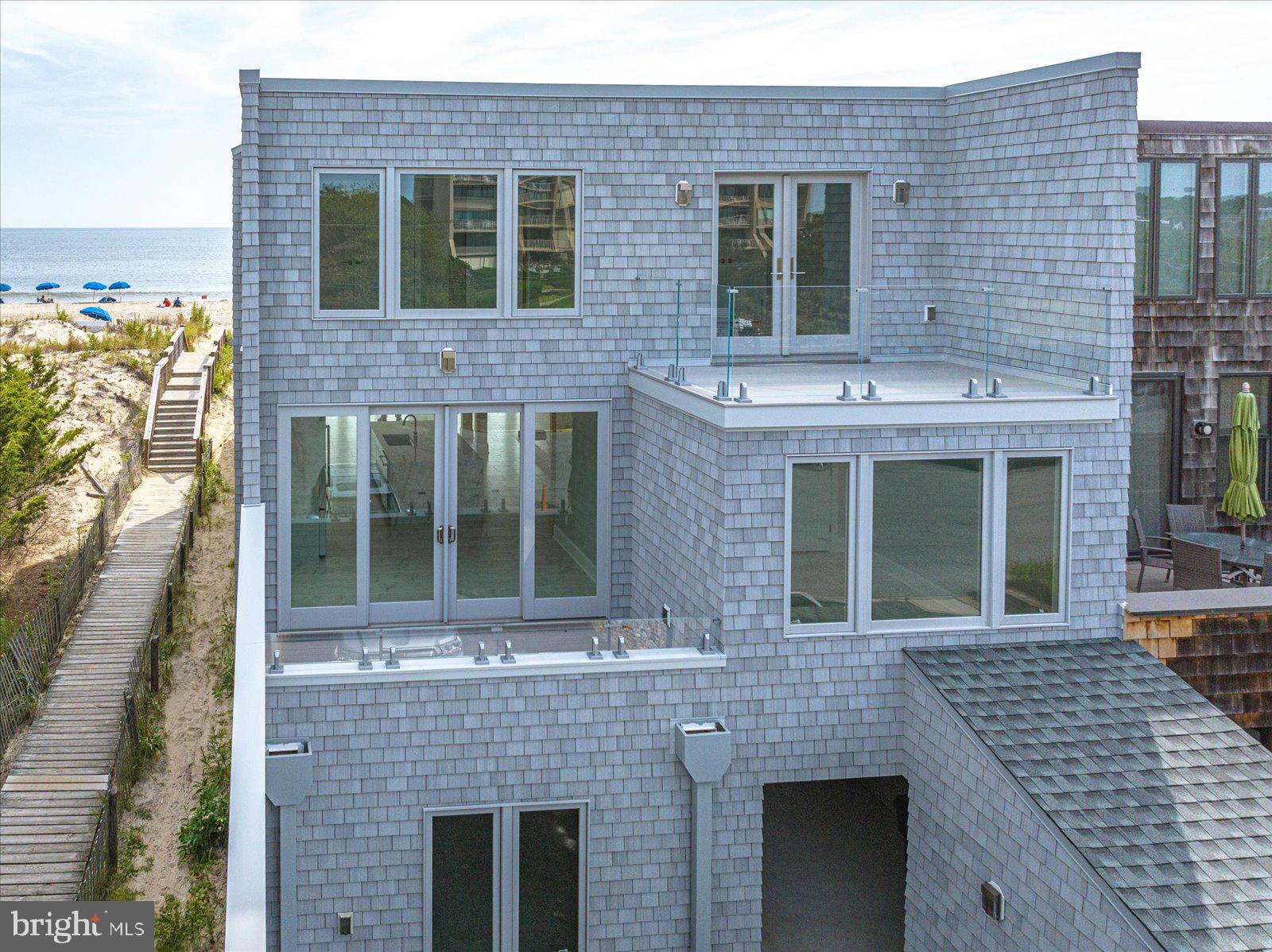 NORTH SHORES - Residential