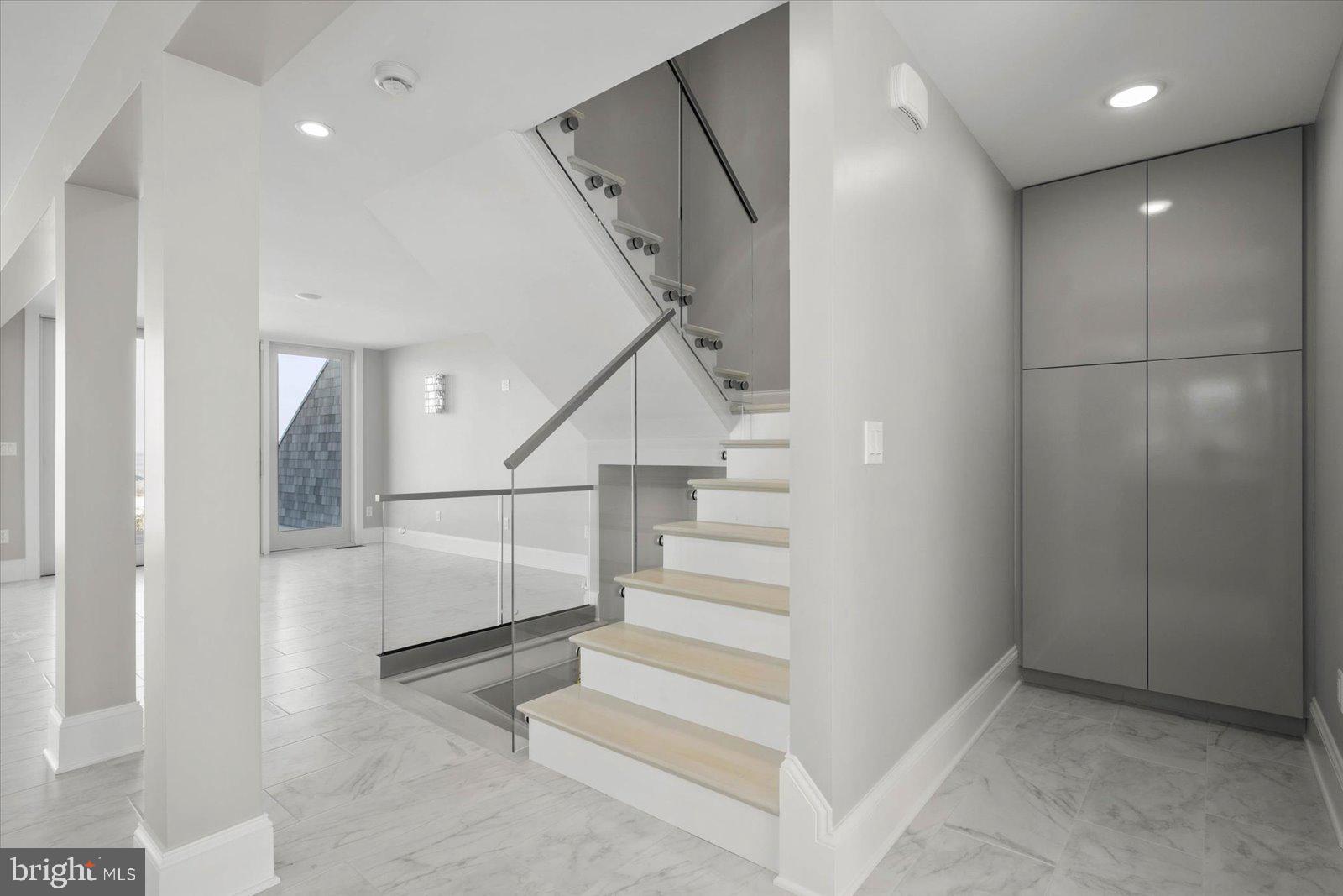 NORTH SHORES - Residential