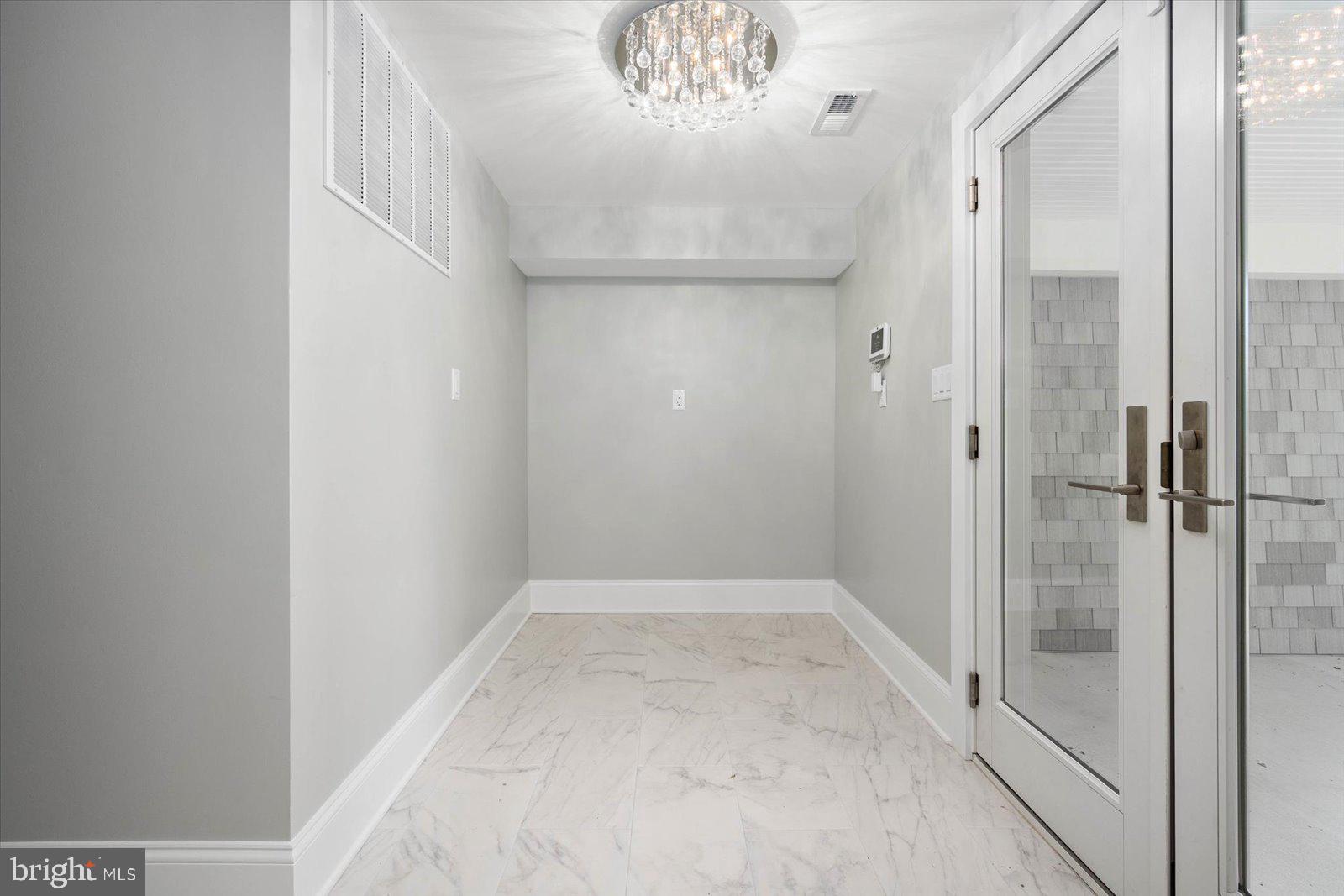 NORTH SHORES - Residential